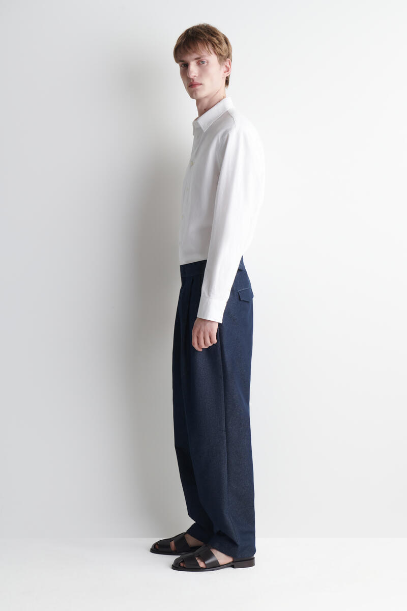COS デニム風 リラックスフィット テーパードパンツ