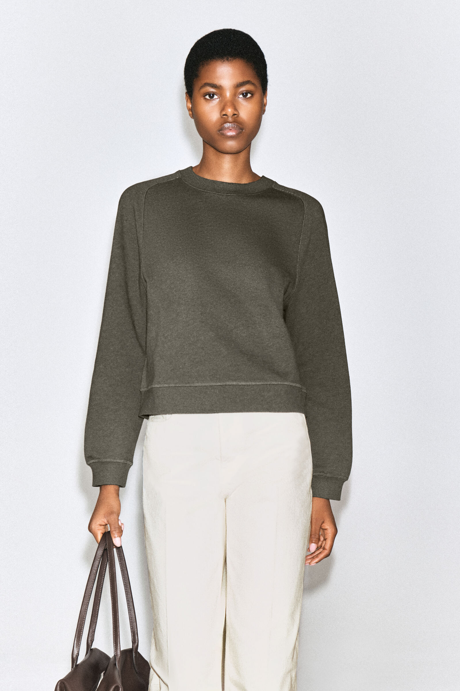Cocco スウェットセット　チャコールブラウン Mサイズ COTTON SWEATSHIRT コットンスウェットシャツ ブラウン｜COS コス 公式