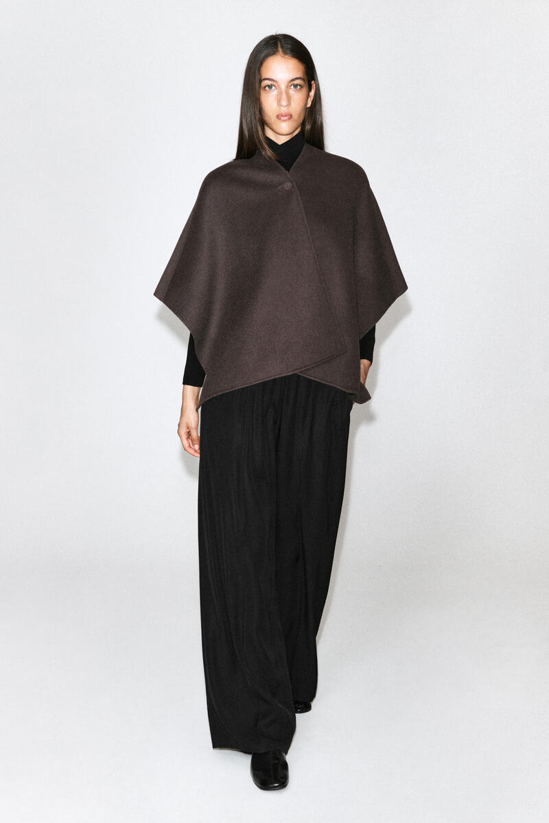 DOUBLE-FACED WOOL-BLEND CAPE ダブルフェイス ウールブレンド ケープ