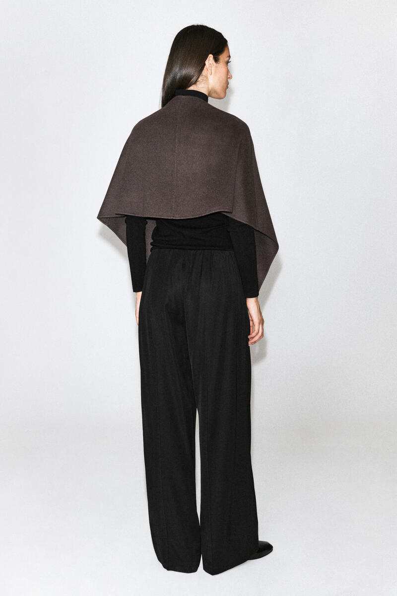 DOUBLE-FACED WOOL-BLEND CAPE ダブルフェイス ウールブレンド ケープ