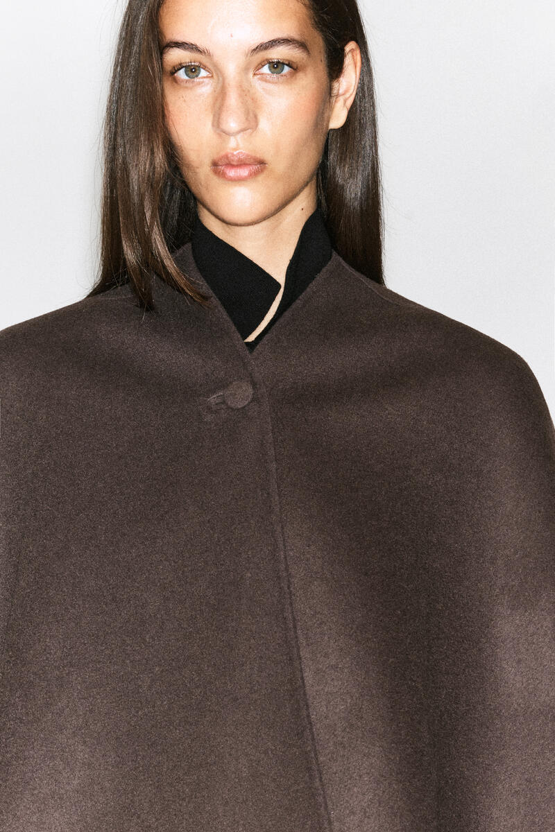 DOUBLE-FACED WOOL-BLEND CAPE ダブルフェイス ウールブレンド ケープ