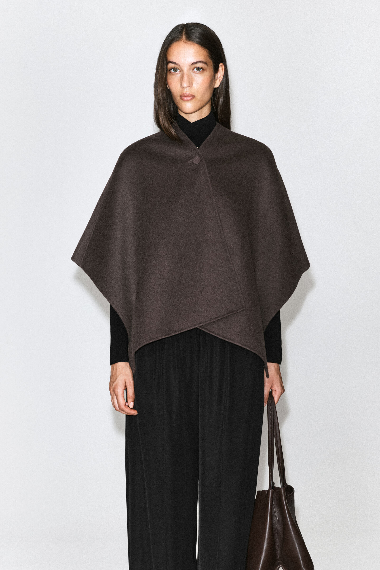 DOUBLE-FACED WOOL-BLEND CAPE ダブルフェイス ウールブレンド ケープ