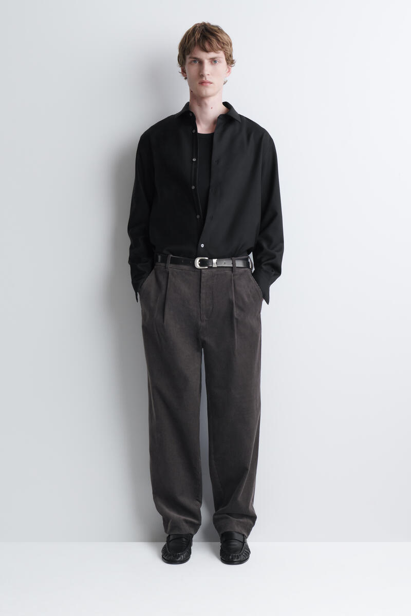 CORDUROY RELAXED-FIT TAPERED TROUSERS コーデュロイ リラックス