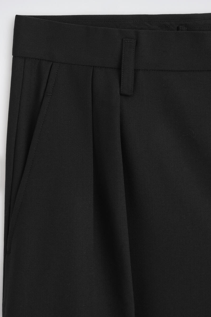 COS ウールブレンドリラックスフィットワイドレッグパンツ