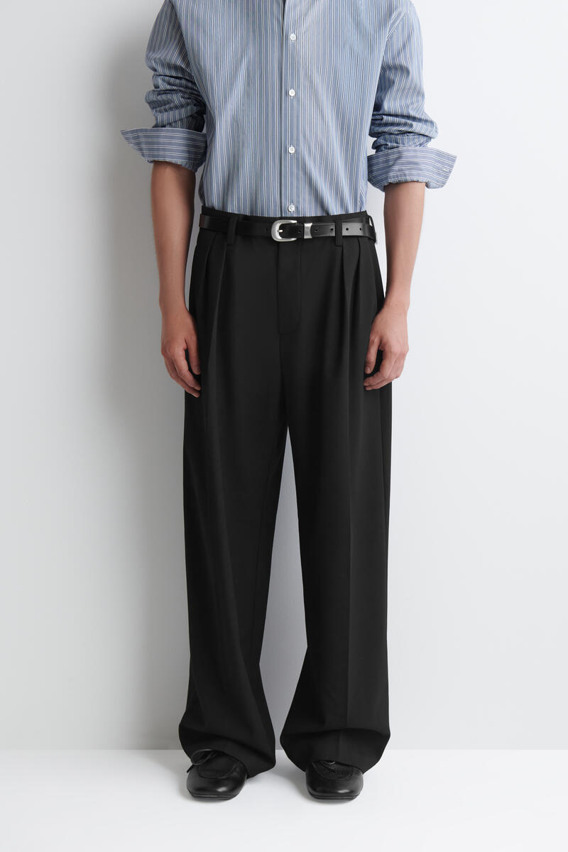 WOOL-BLEND RELAXED-FIT WIDE-LEG TROUSERS ウールブレンドリラックス WOOL-BLEND RELAXED-FIT WIDE-LEG TROUSERS ウールブレンドリラックス