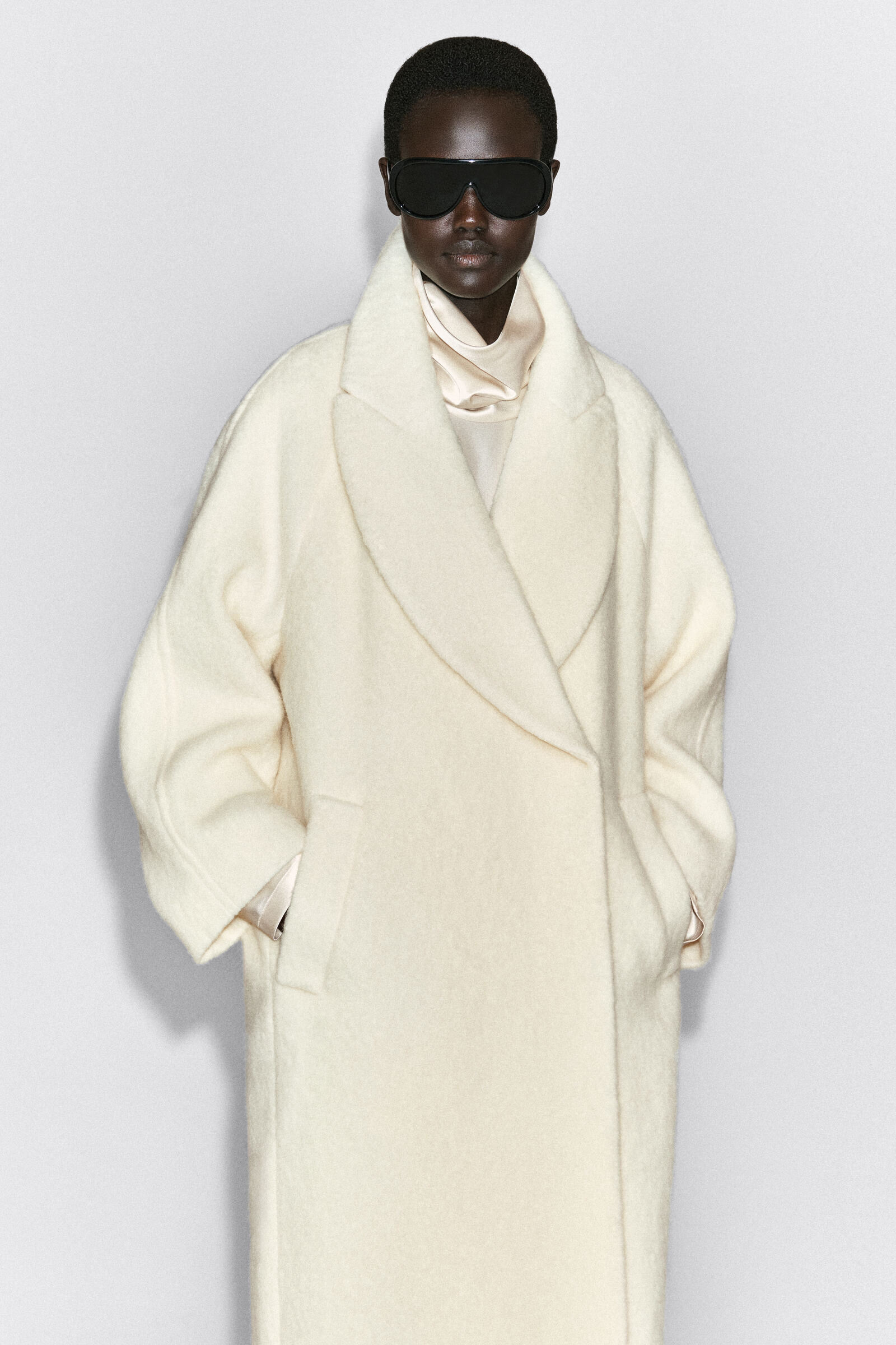 BRUSHED WOOL MAXI COAT ブラッシュドウールマキシコート クリーム