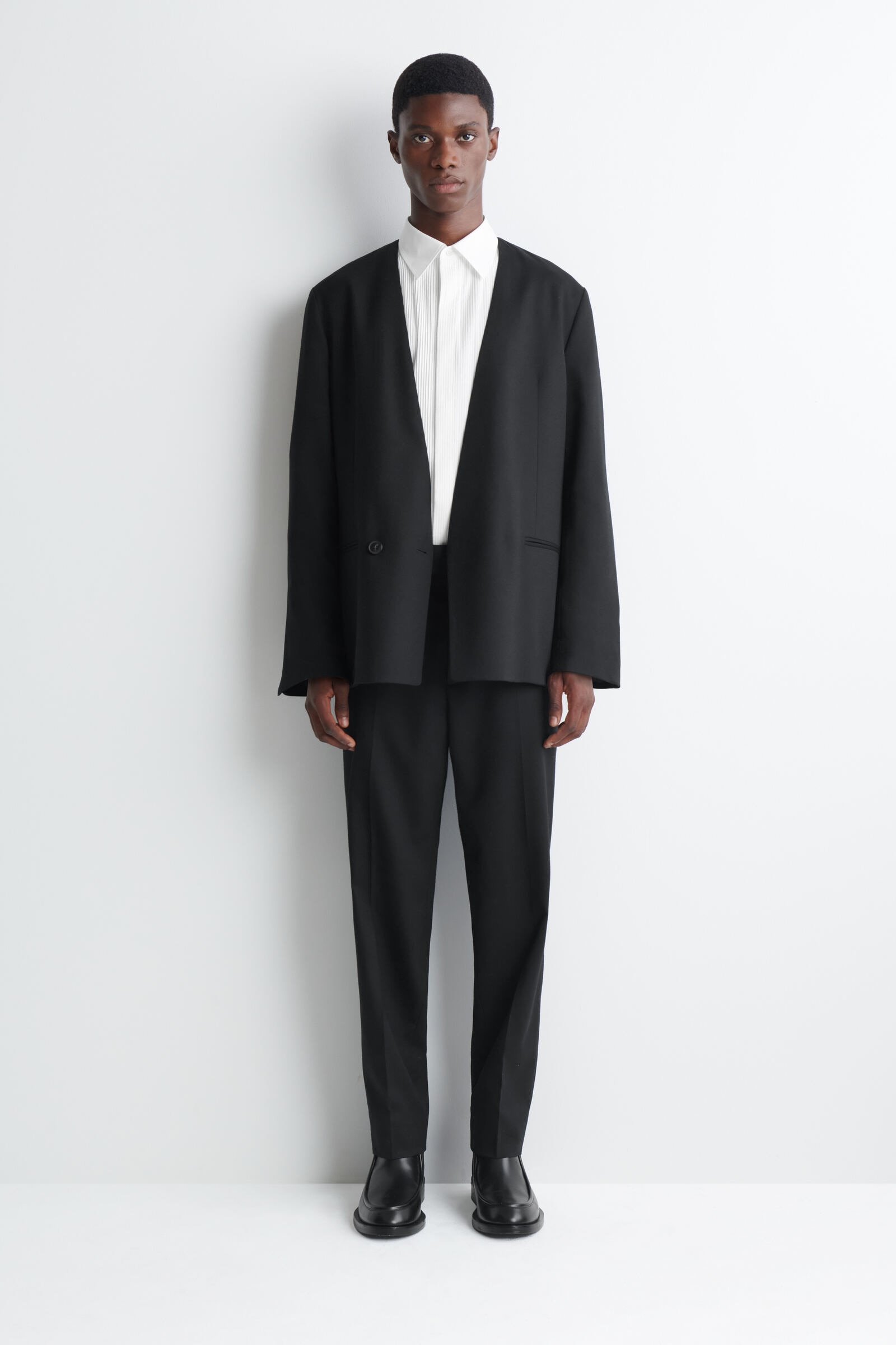 COLLARLESS WOOL BLAZER ノーカラーウールブレザー CARBON｜COS コス