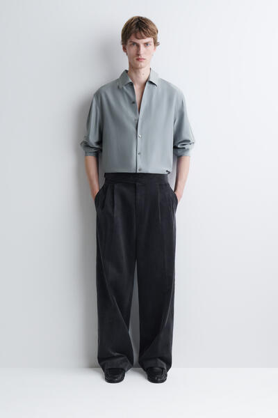 COS ベルトディテールコーデュロイリラックスフィットワイドレッグパンツ
