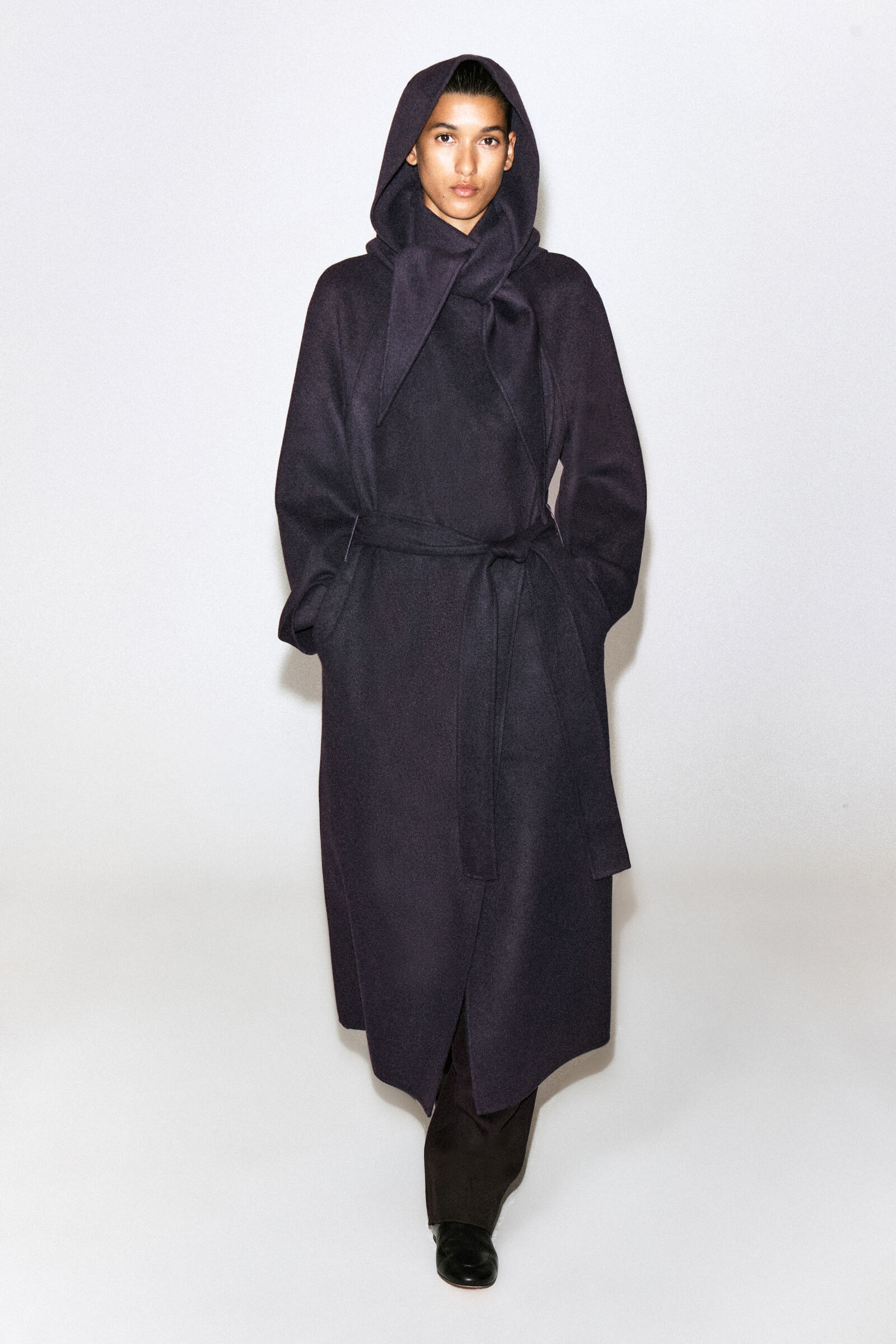 COS wool ガウンコート/シーズン外より、コメント頂ければ値下げ応じます DOUBLE-FACED WOOL-BLEND HOOD ダブルフェイス ウールブレンドフード