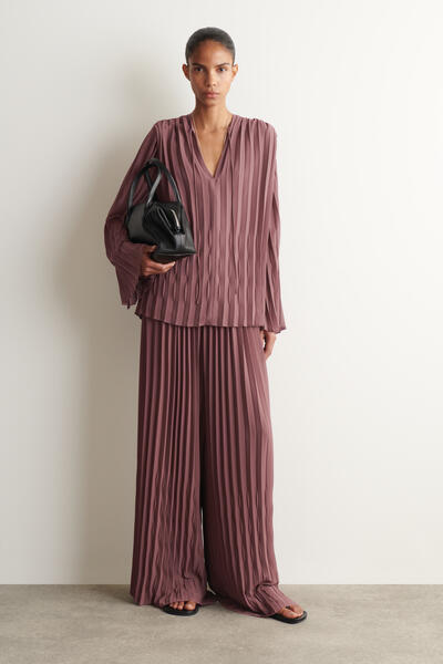 PLEATED GEORGETTE TROUSERS