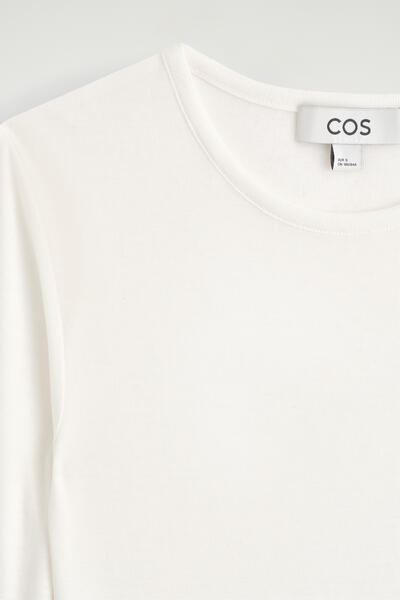 COS スリム リヨセルメリノ 長袖Tシャツ
