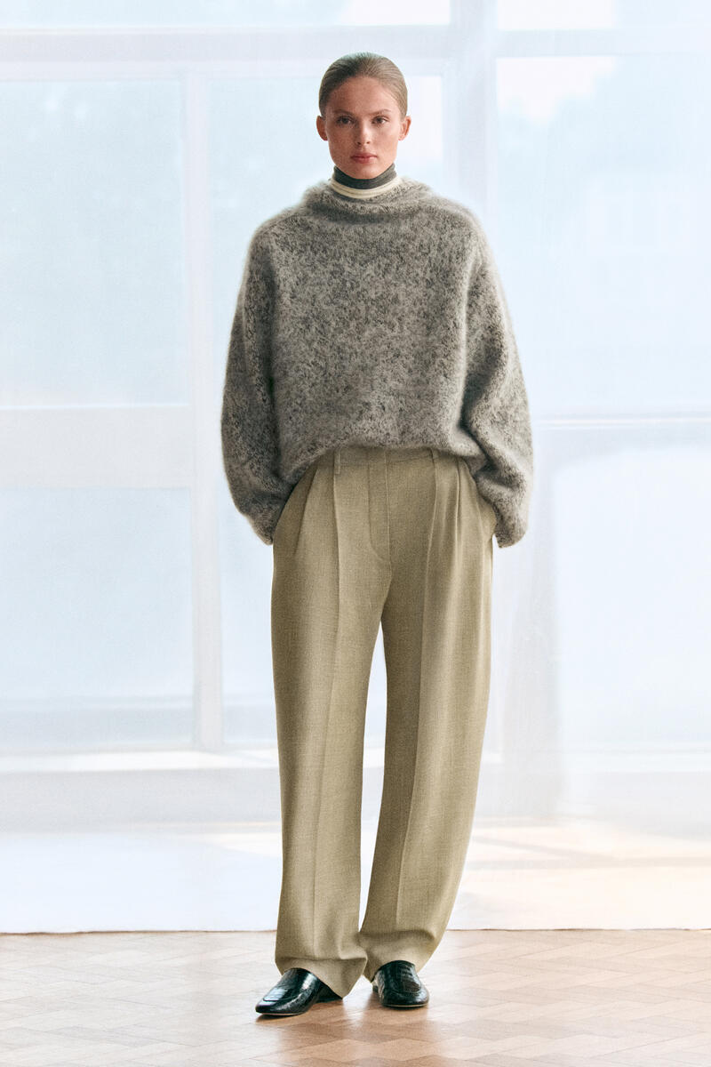 CHUNKY BRUSHED-CASHMERE HOODIE チャンキーブラッシュドカシミヤ
