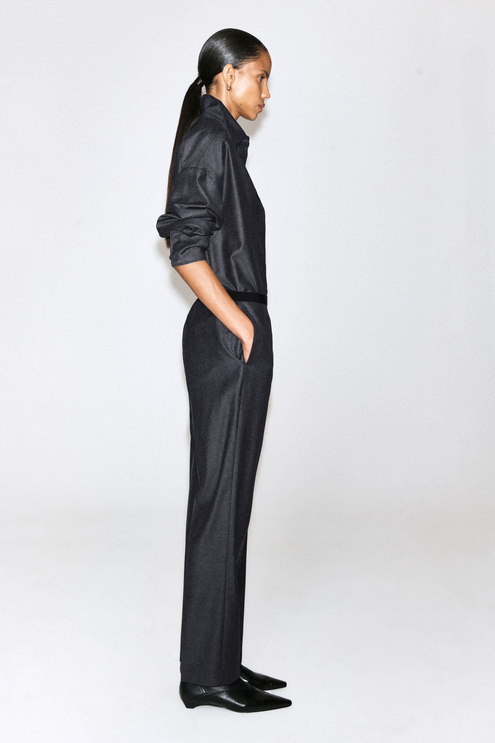 WOOL-FLANNEL STRAIGHT-LEG TROUSERS ウールフランネル ストレート