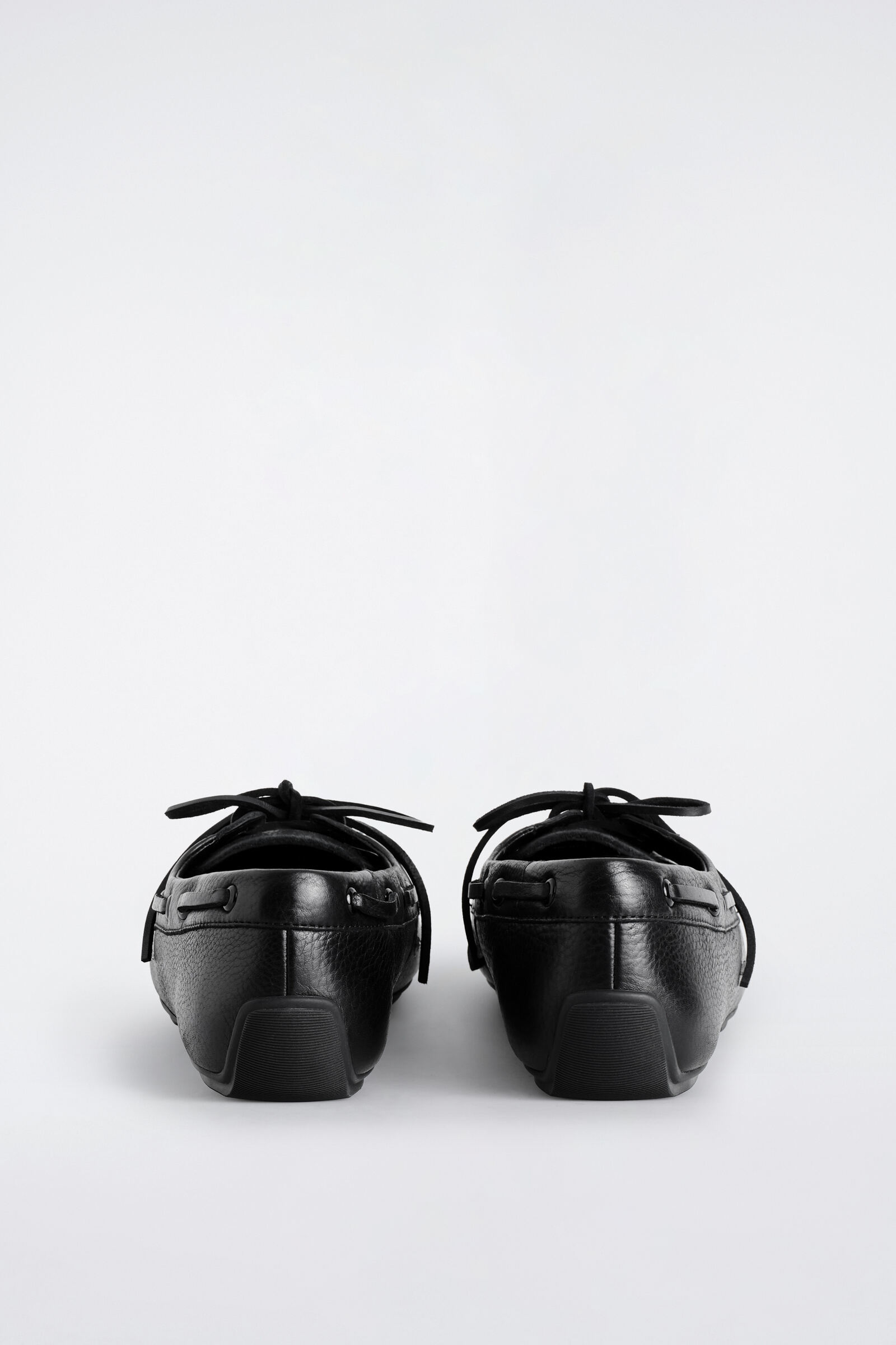 コス　レザーモカシンブローグ　37 LEATHER MOCCASIN DRIVING SHOES レザーモカシン ドライビングシューズ