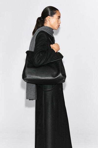 TRULLO OVERSIZED FLAP BAG - LEATHER