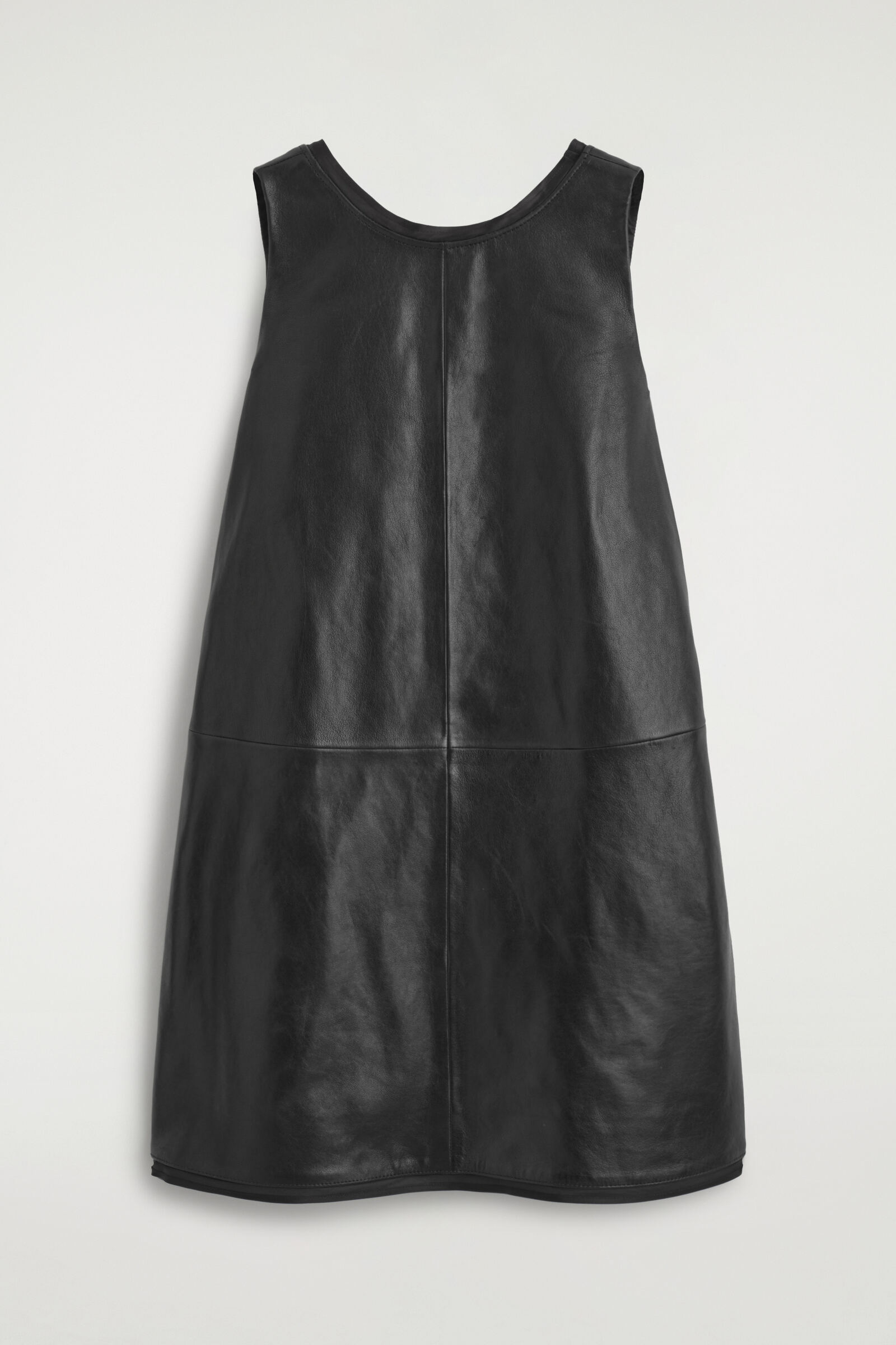 COS Aライン　ワンピース LEATHER A-LINE MINI DRESS レザー Aライン ミニワンピース BLACK｜COS