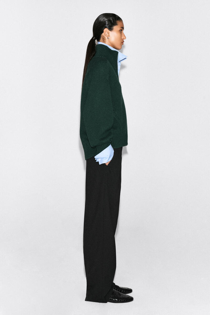 COS ラウンド ウール ファネルネック ジップアップジャケット