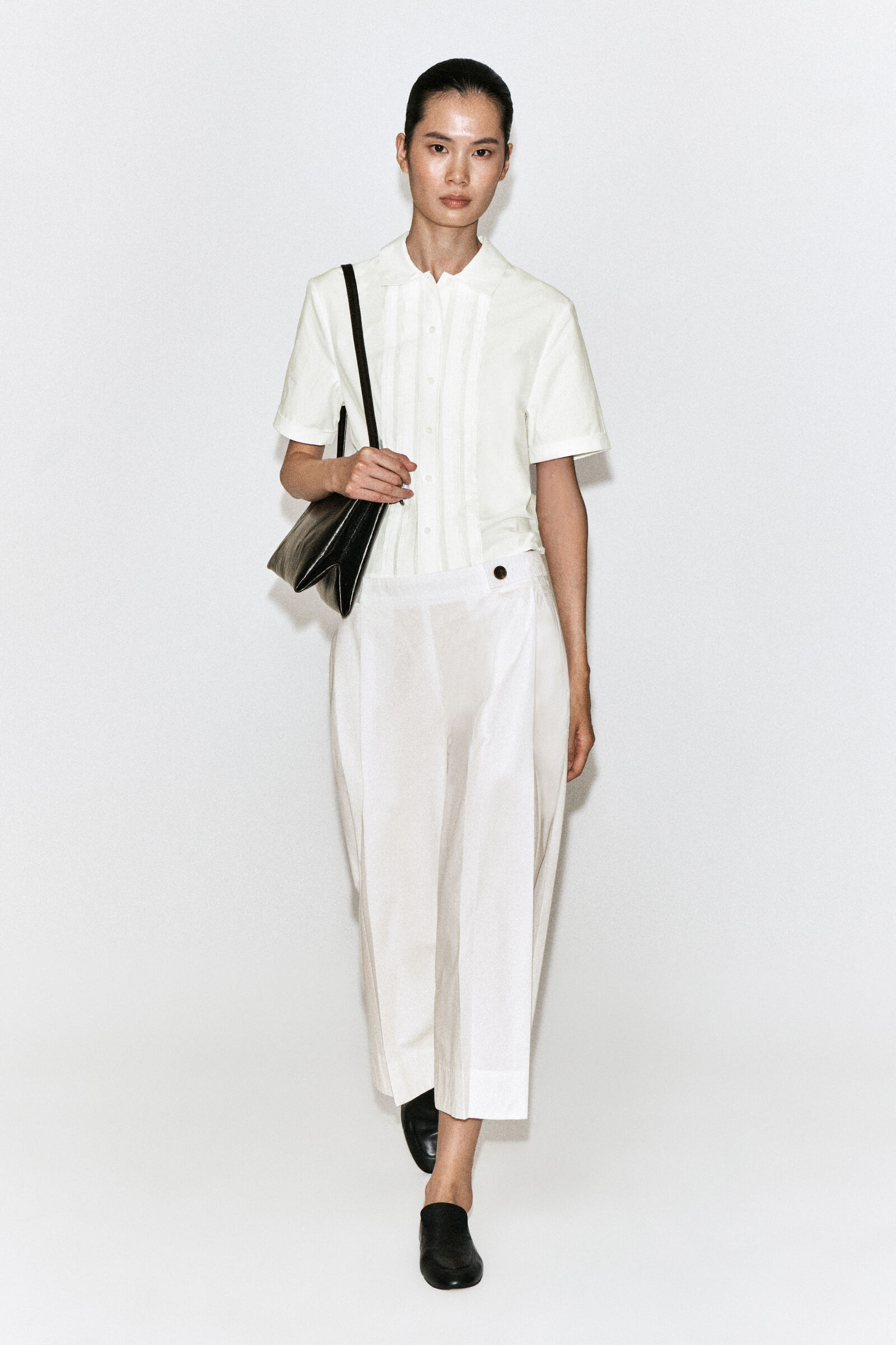 BUTTON-DETAIL COTTON CULOTTES ボタンディテール コットンキュロット