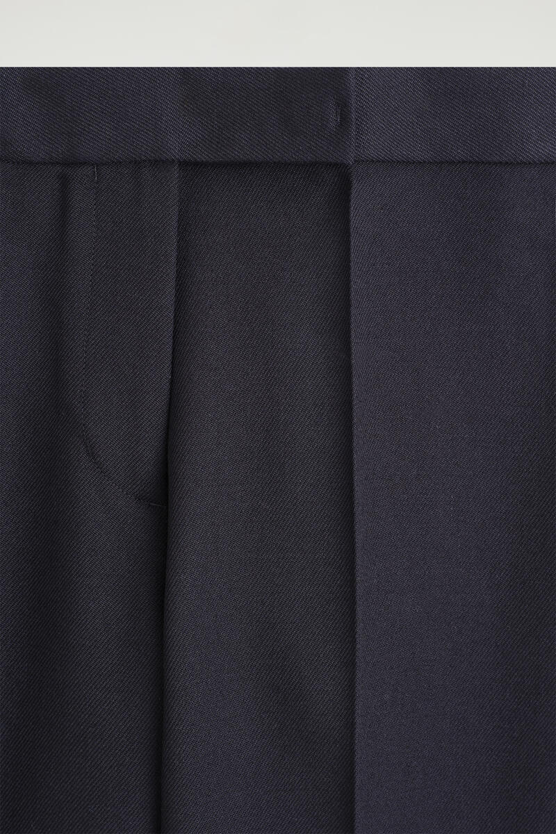 COS テーラードウール　ストレートレッグパンツ