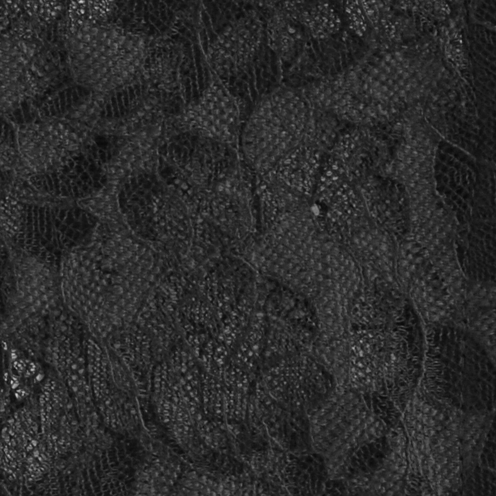 SCALLOPED LACE BIBBLACK