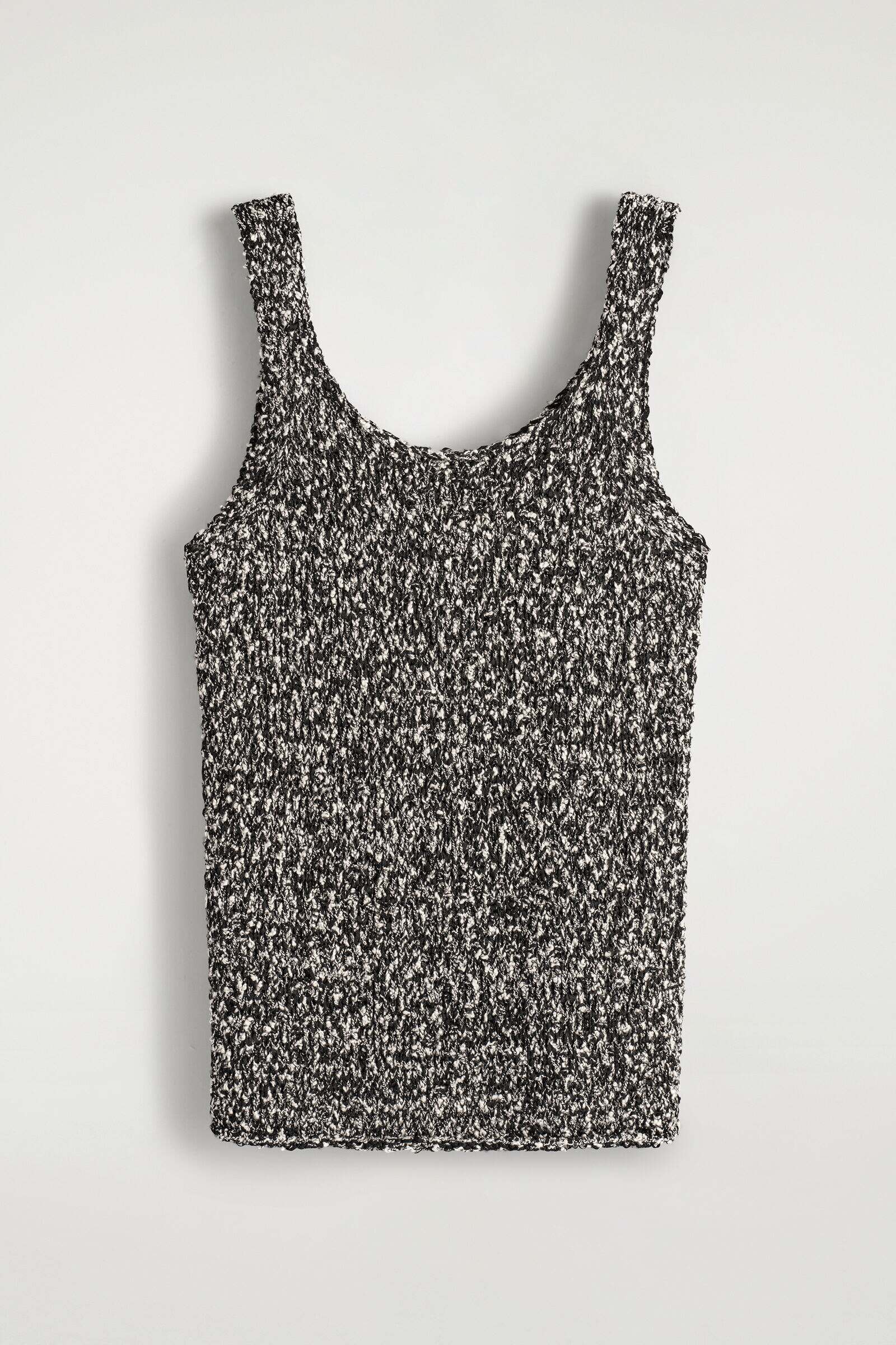 TWO-TONE CHUNKY KNITTED TANK TOPBLACK / WHITE