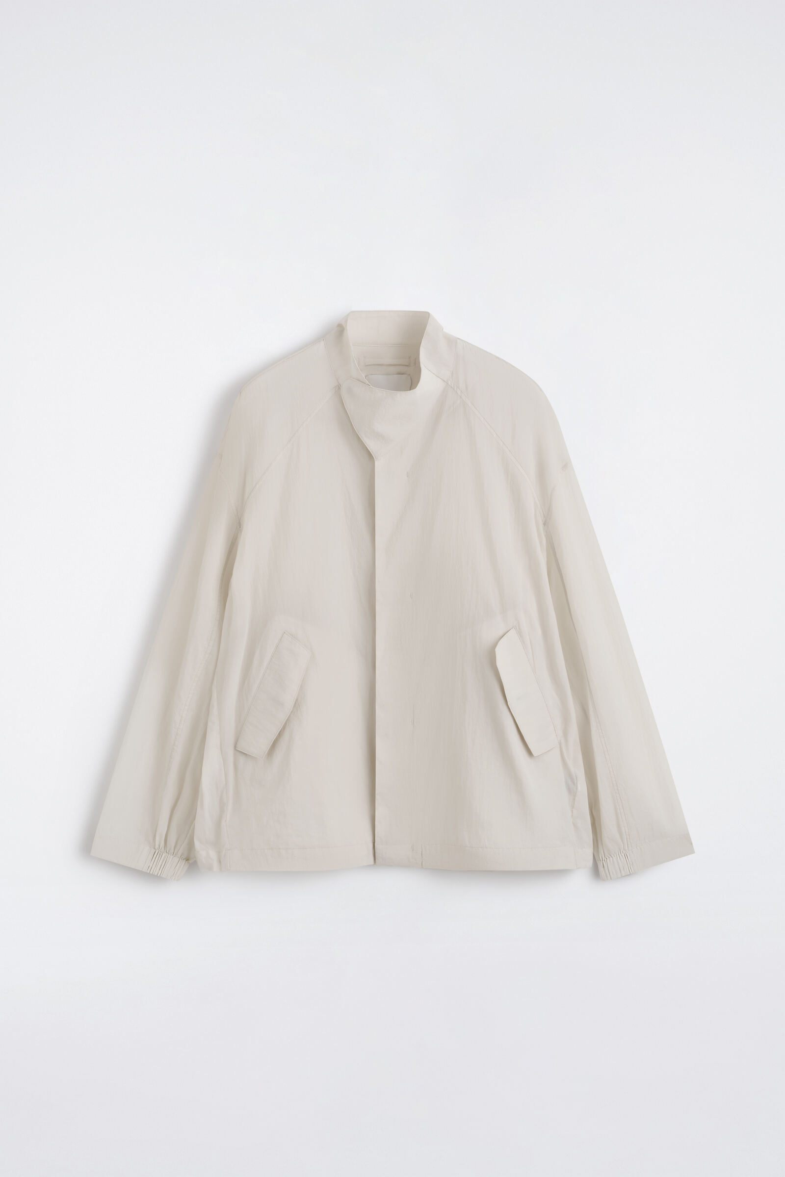 TECHNICAL SHEER-NYLON SPORTS JACKETECRU