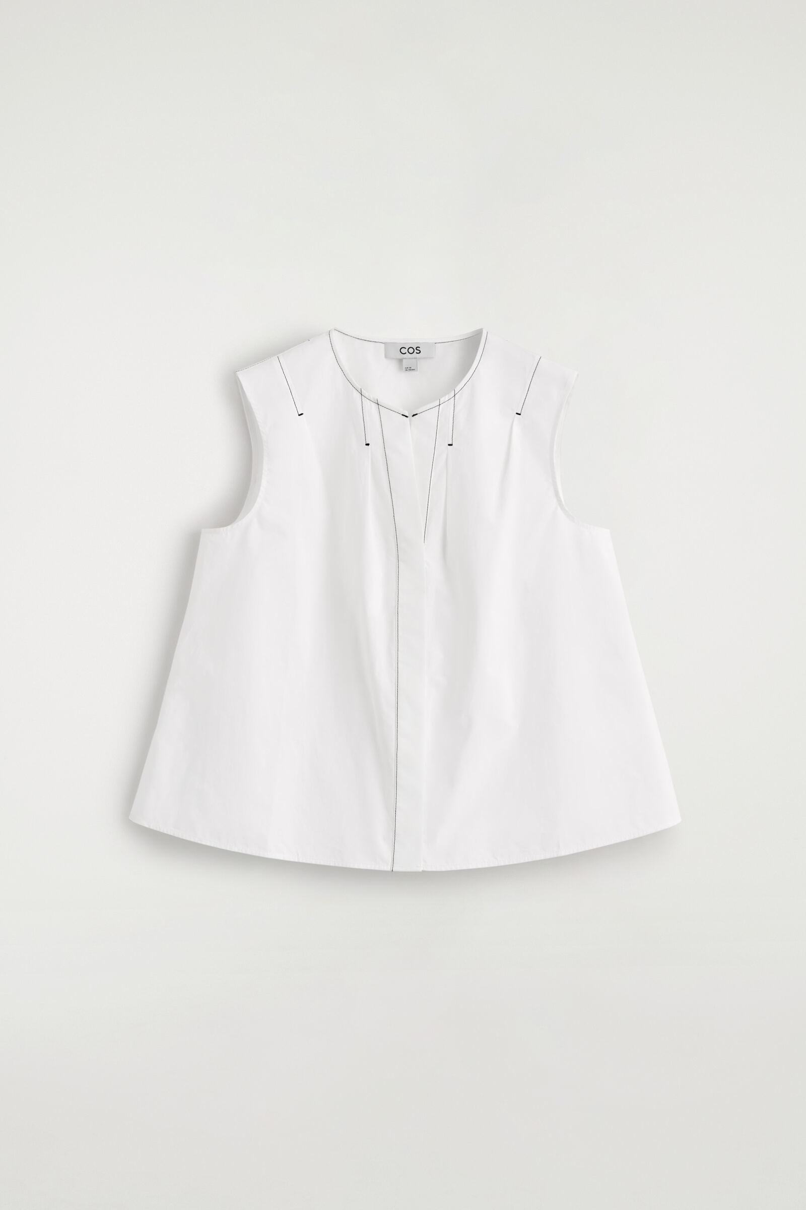 PLEATED SLEEVELESS TOPWHITE