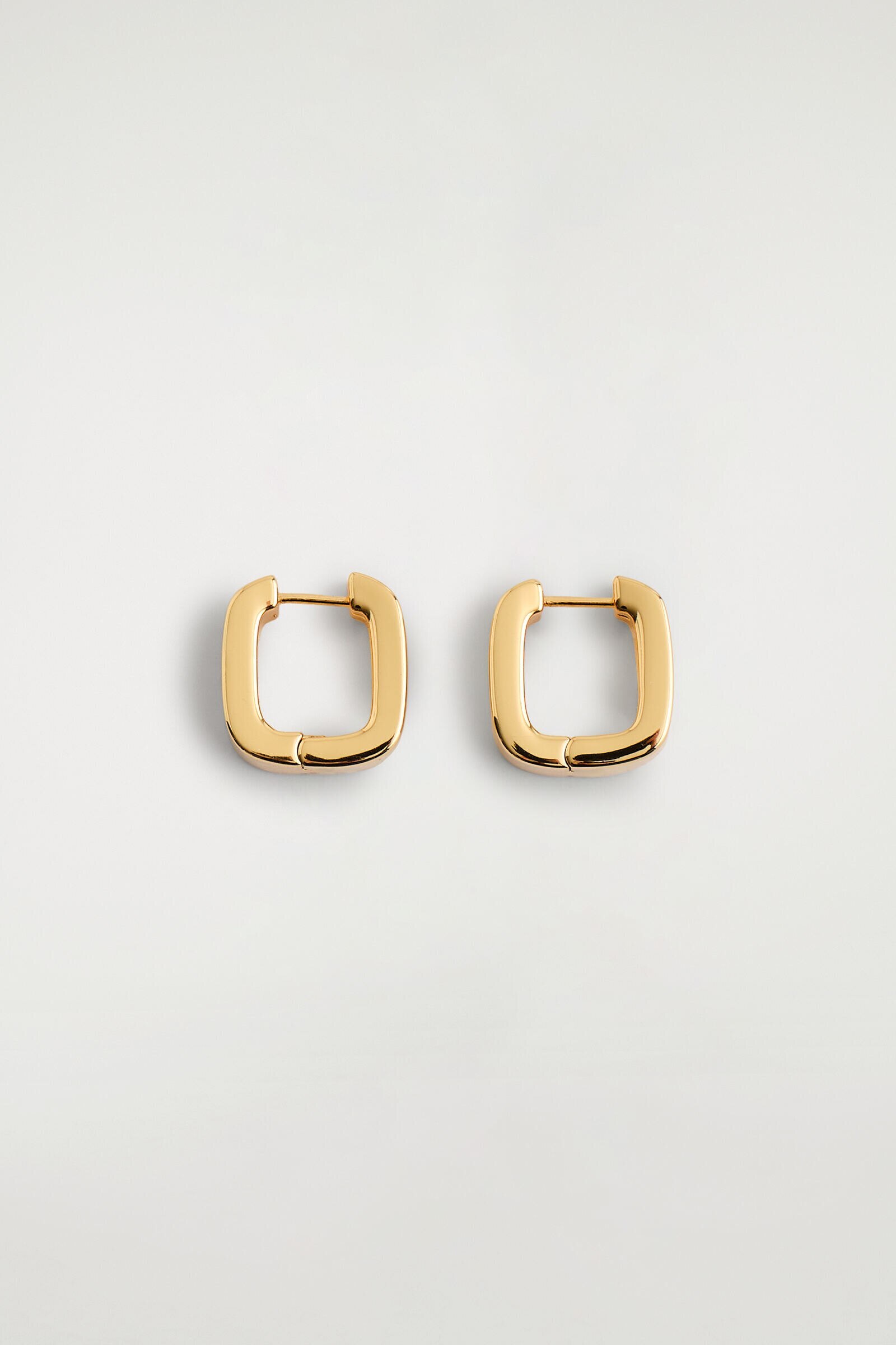 SQUARE HOOP EARRINGSGOLD