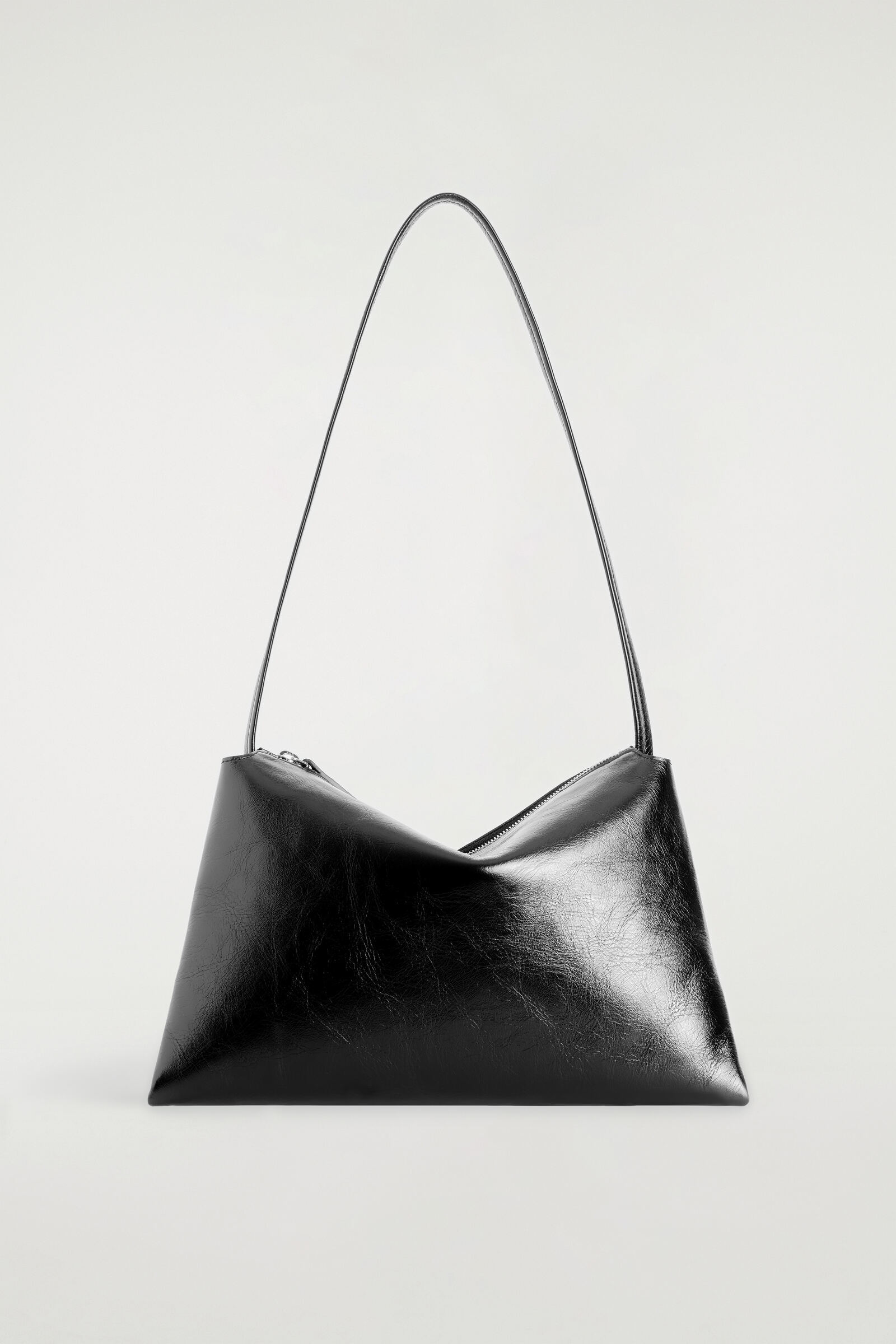 PAVILION SHOULDER BAG - LEATHERBLACK