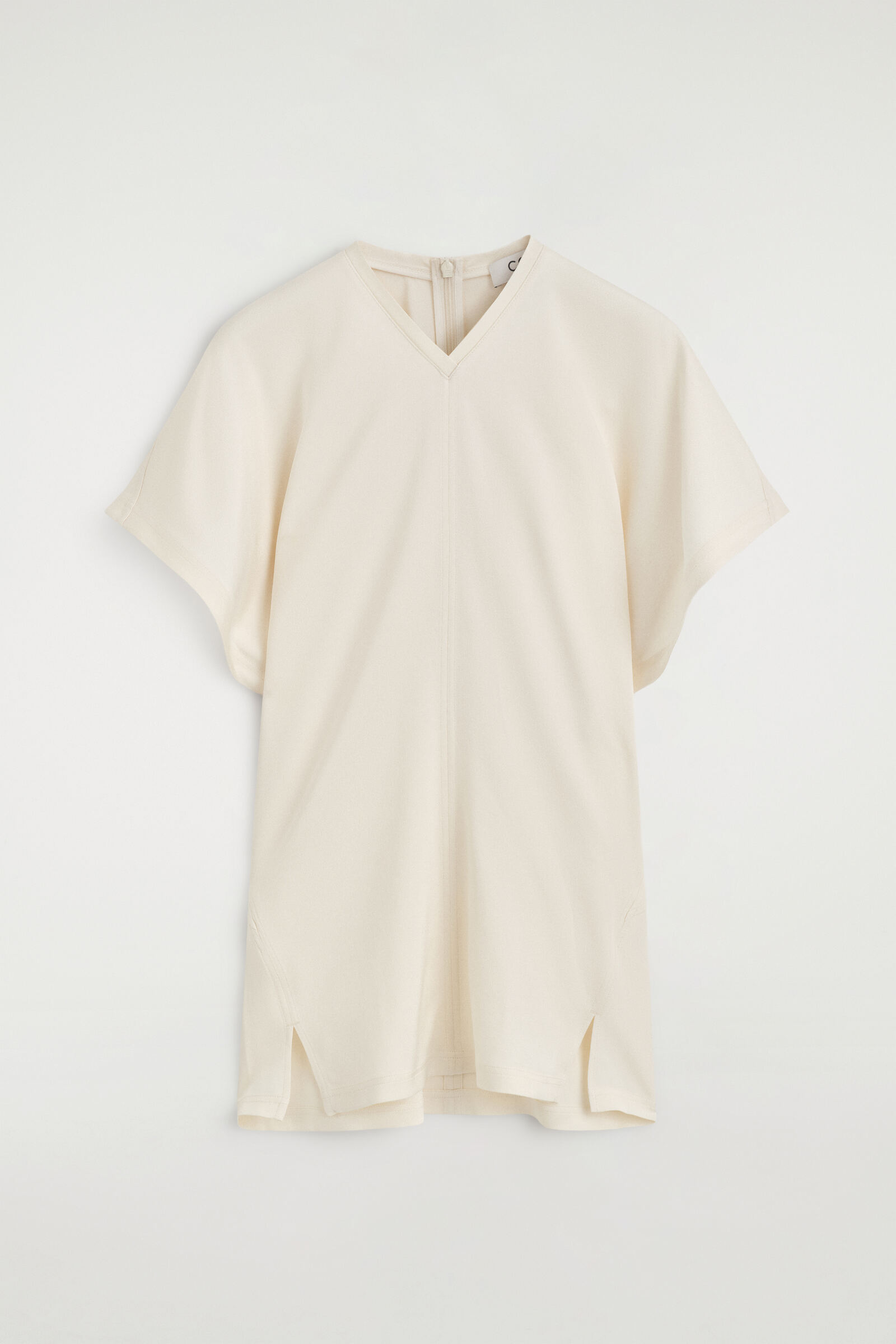 DRAPED CREPE V-NECK TOPCREAM