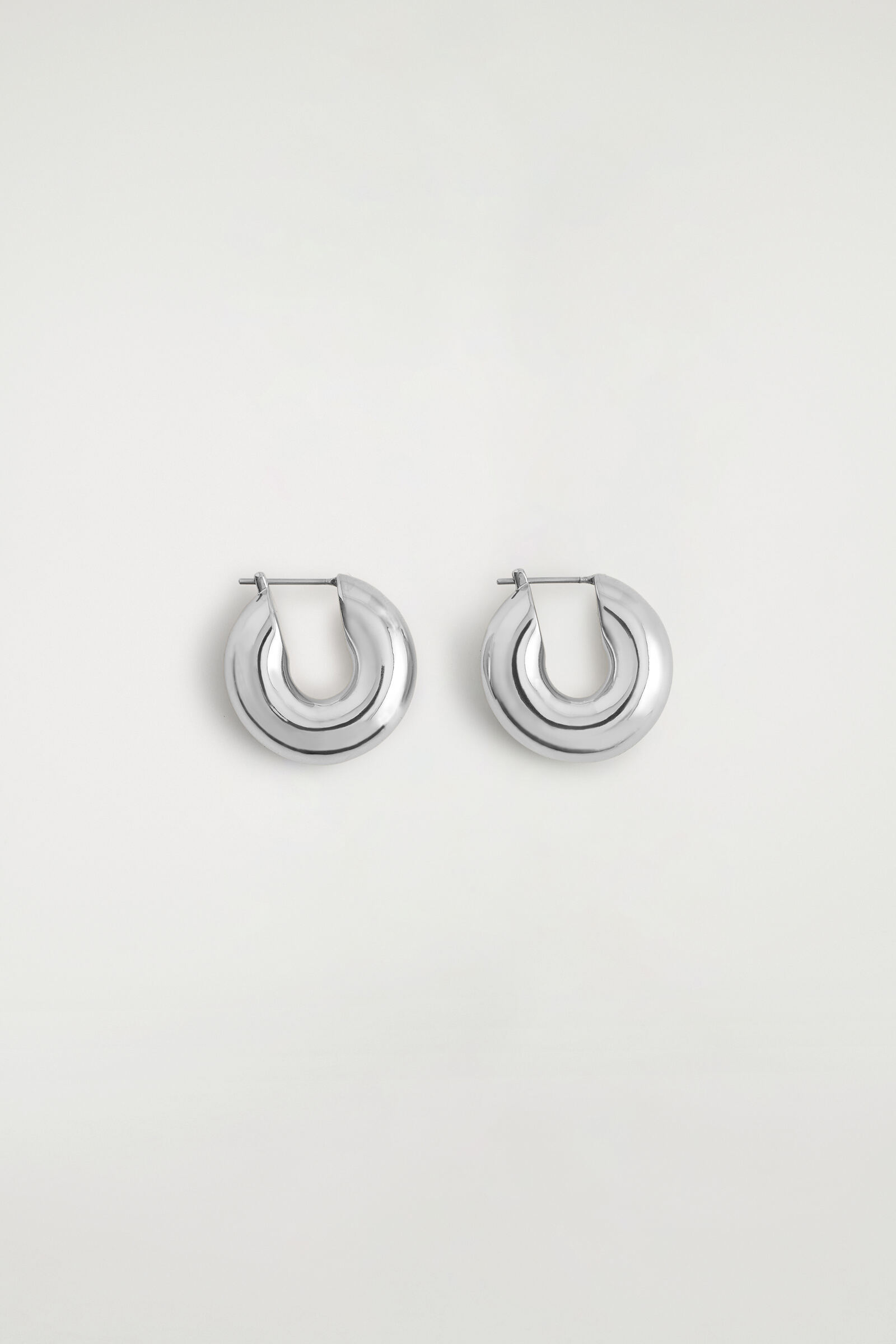 MINI CHUNKY HOOP EARRINGSSILVER