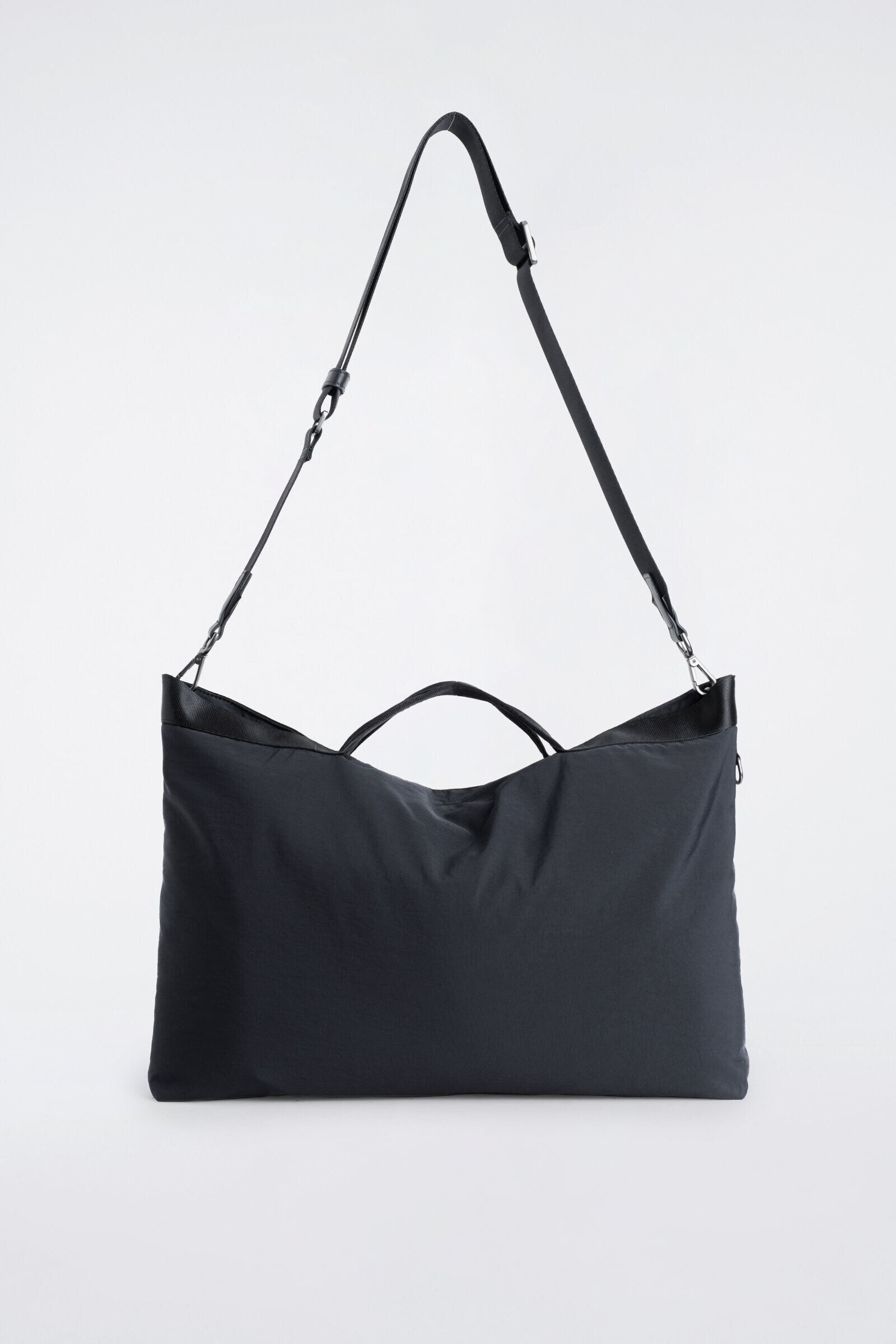 WEBBING-DETAIL TOTE BAG - NYLONNAVY