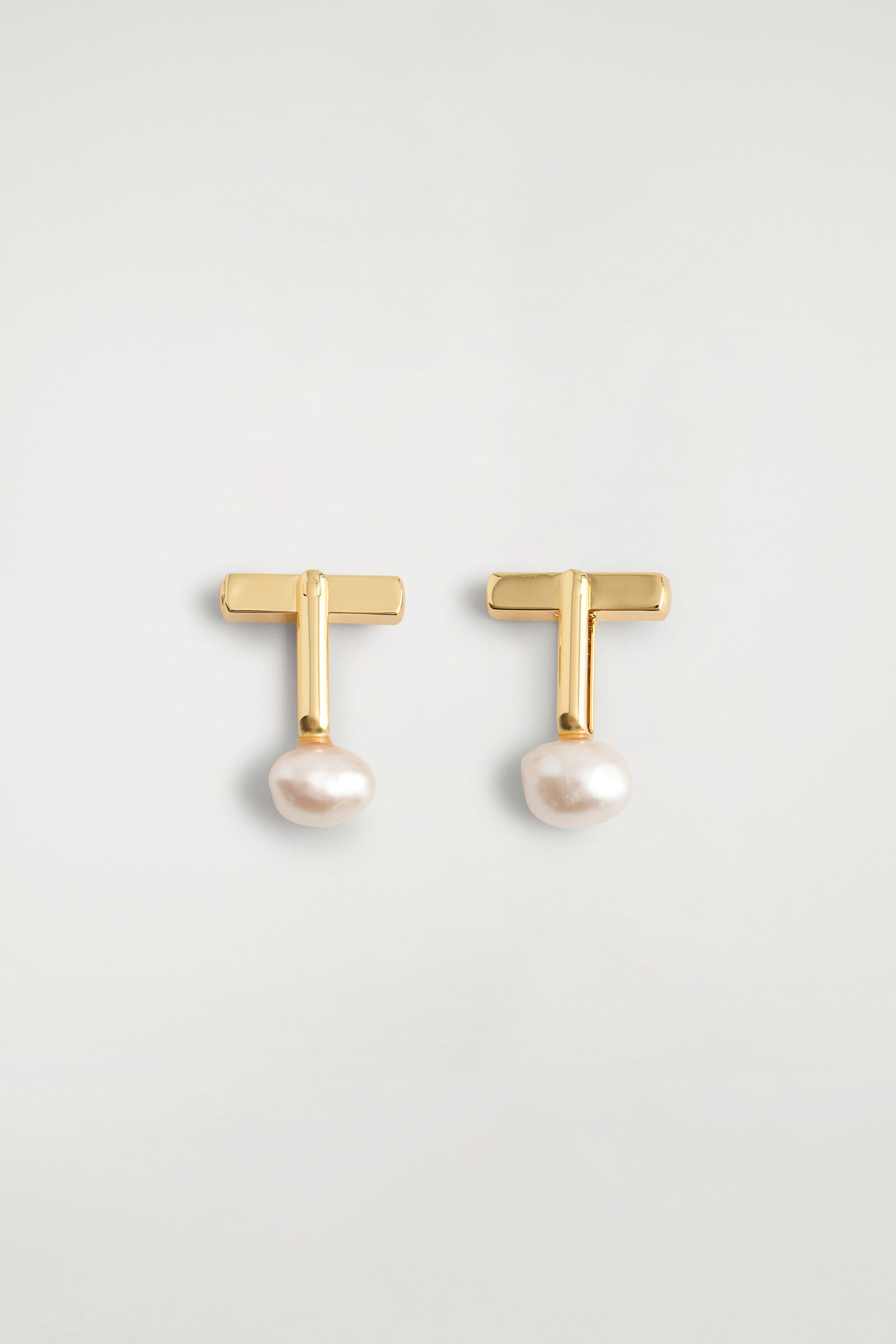 FRESHWATER PEARL CUFFLINKSGOLD
