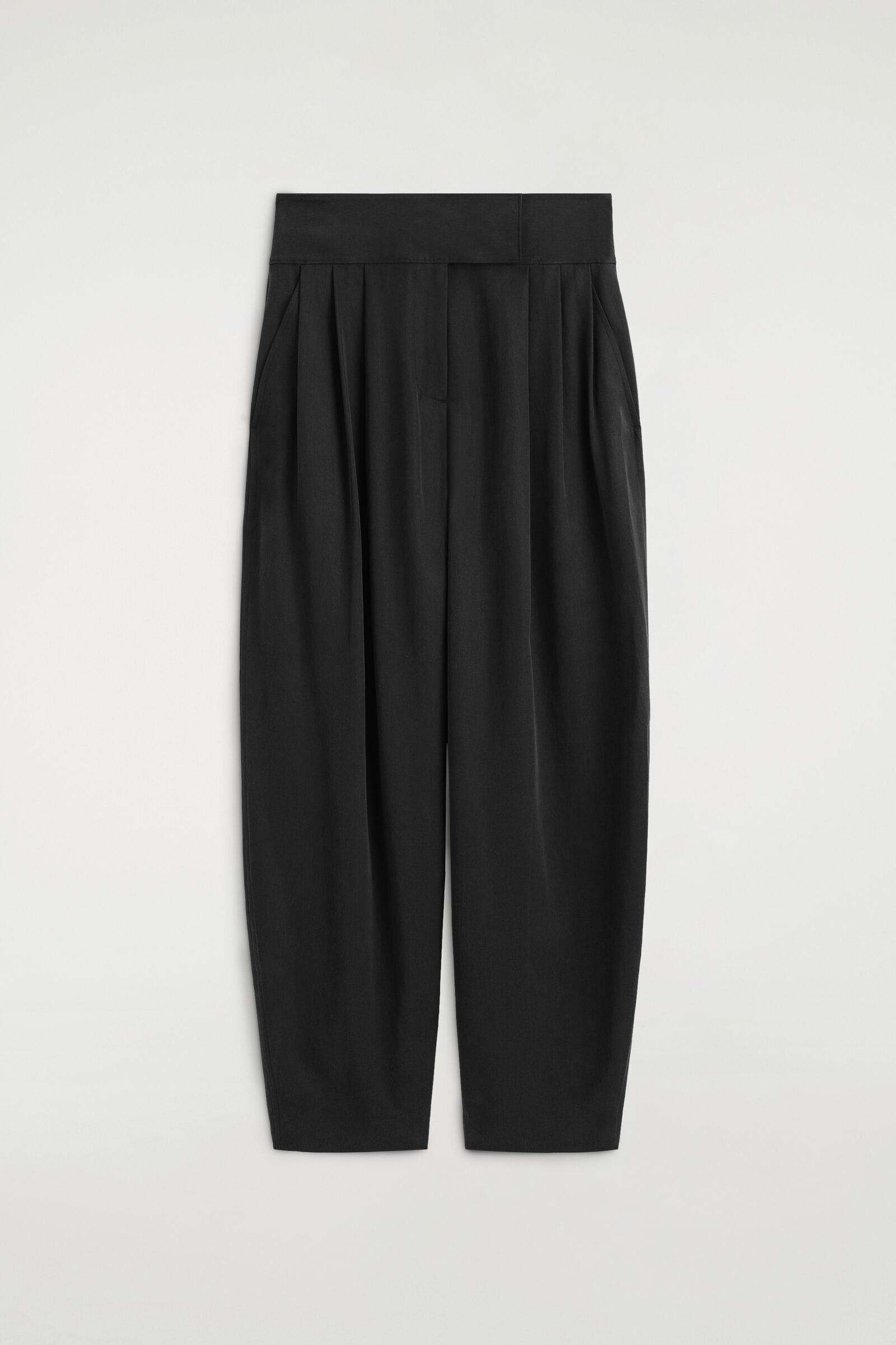 TAILORED PLEATED TULIP TROUSERSBLACK