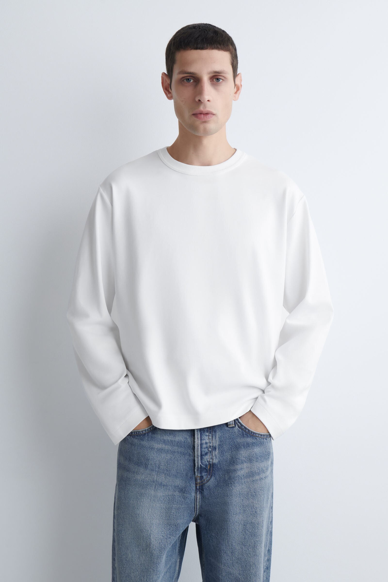 RELAXED JERSEY INTERLOCK LONG-SLEEVED T-SHIRTWHITE