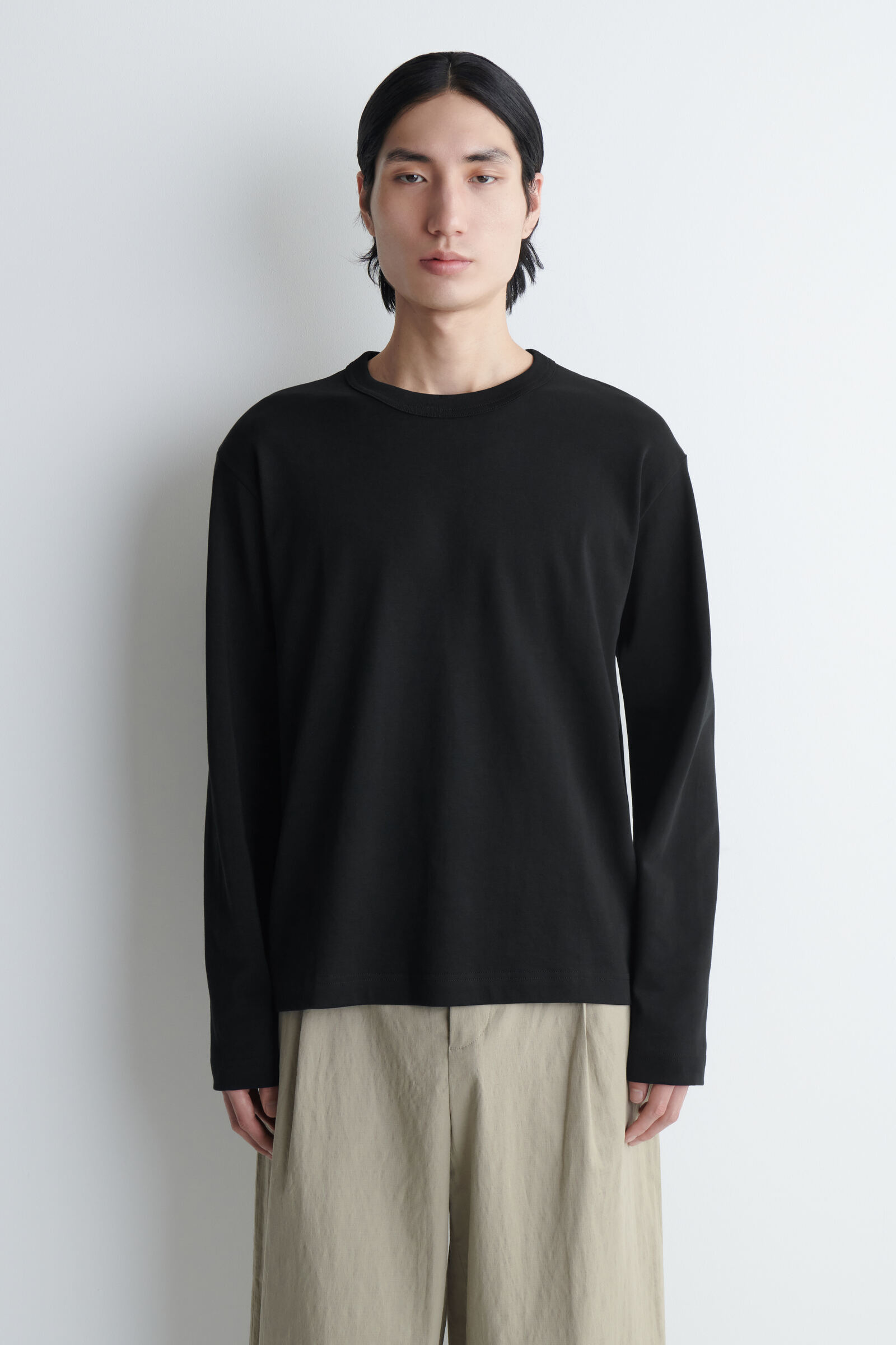 RELAXED JERSEY INTERLOCK LONG-SLEEVED T-SHIRTBLACK