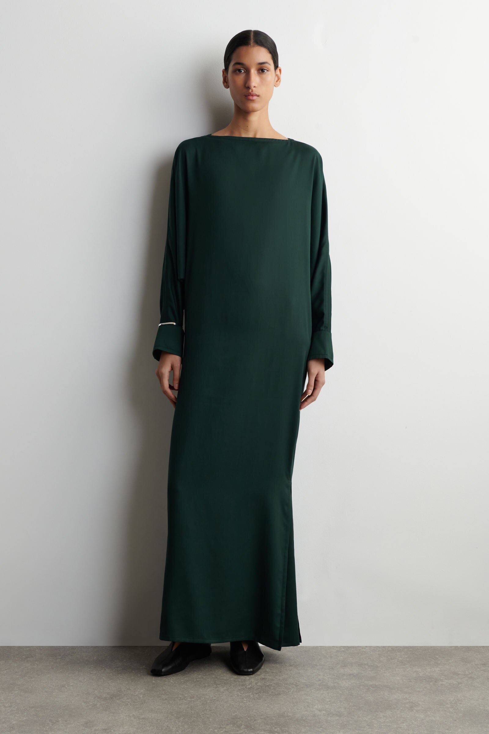 FLUID BATWING-SLEEVE MAXI DRESSDARK GREEN