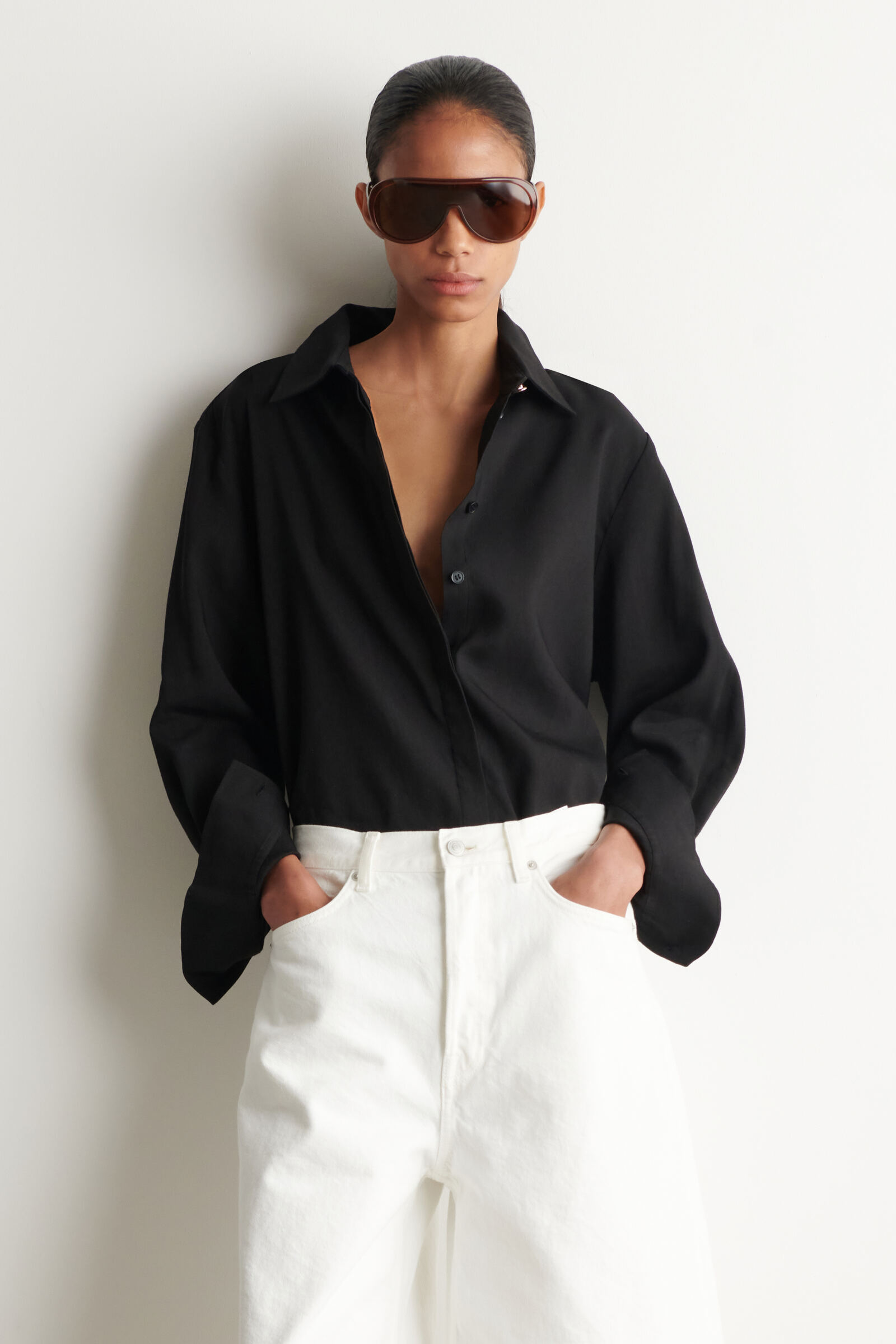 LONGLINE LINEN SHIRTBLACK