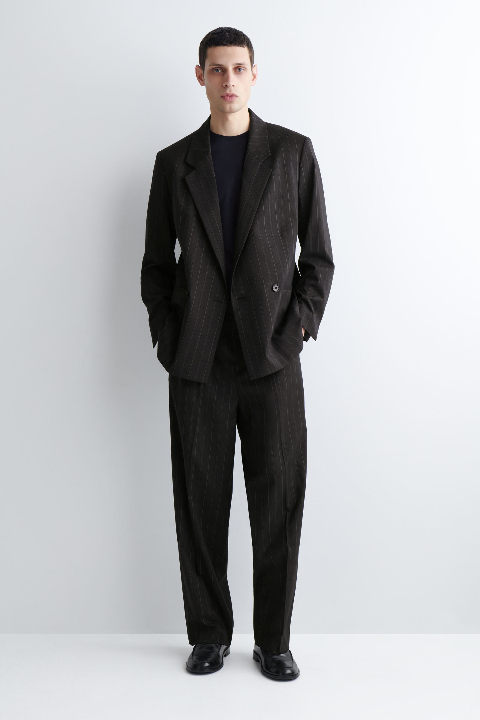 PINSTRIPED RELAXED-FIT WIDE-LEG TROUSERSGREY / PINSTRIPED
