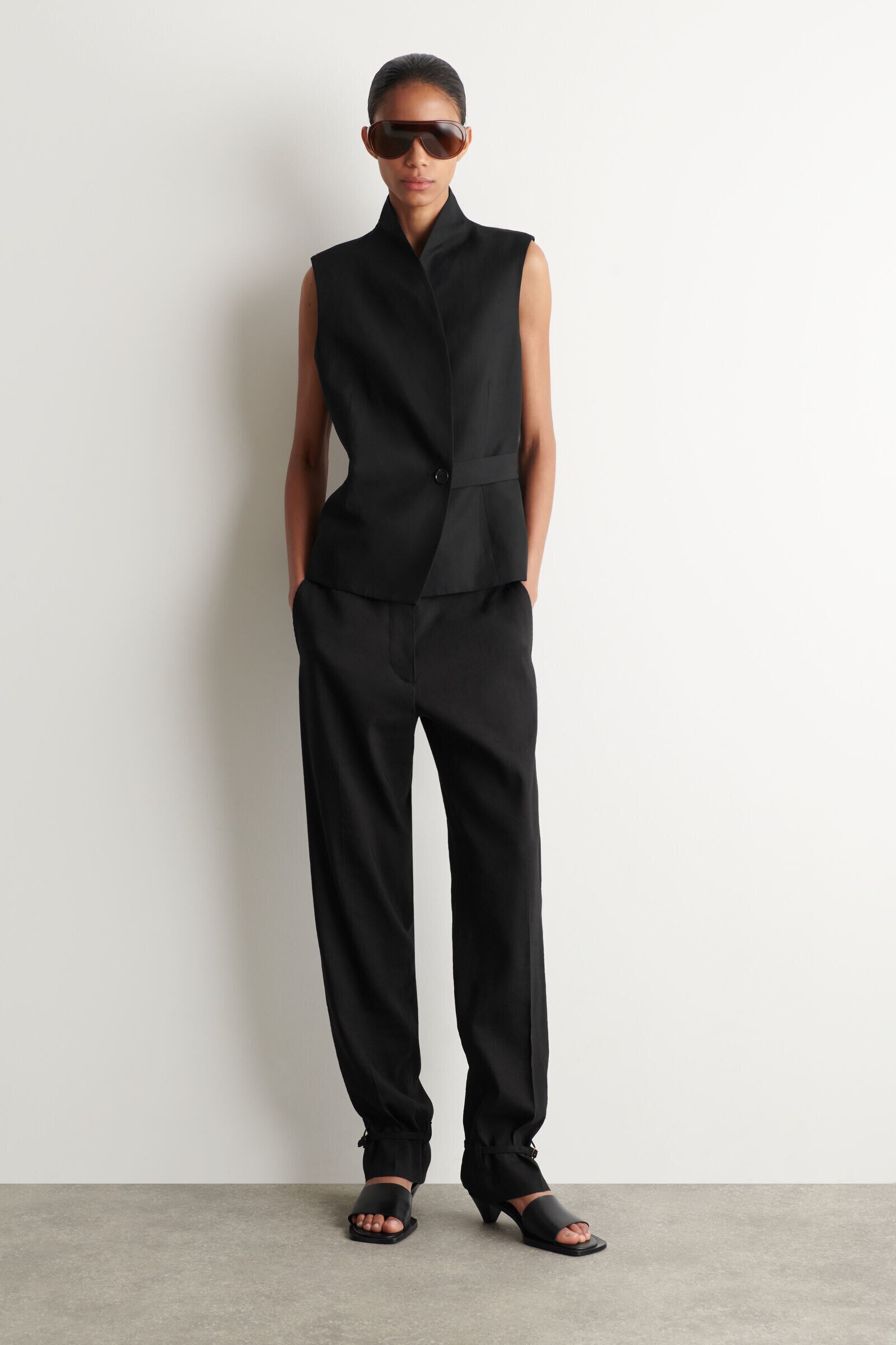 LINEN STRAIGHT-LEG TROUSERSBLACK