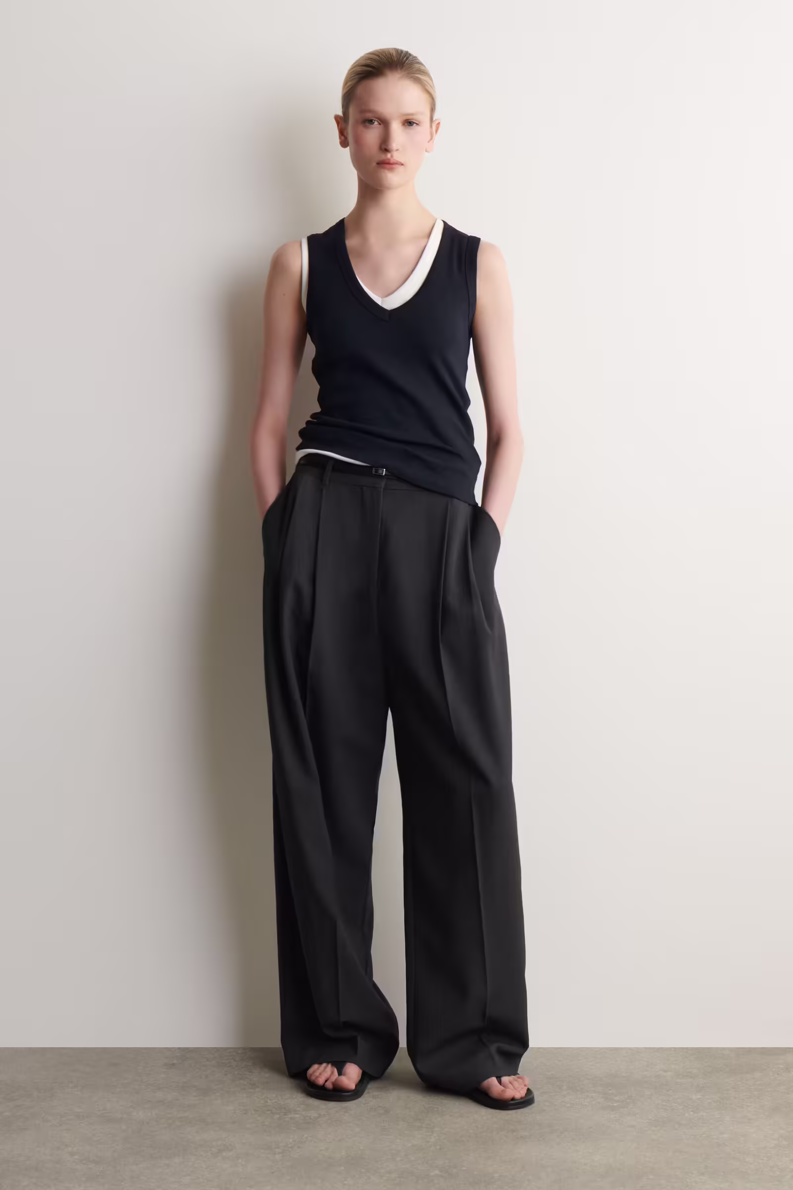 RELAXED TWILL WIDE-LEG TROUSERSDARK GREY