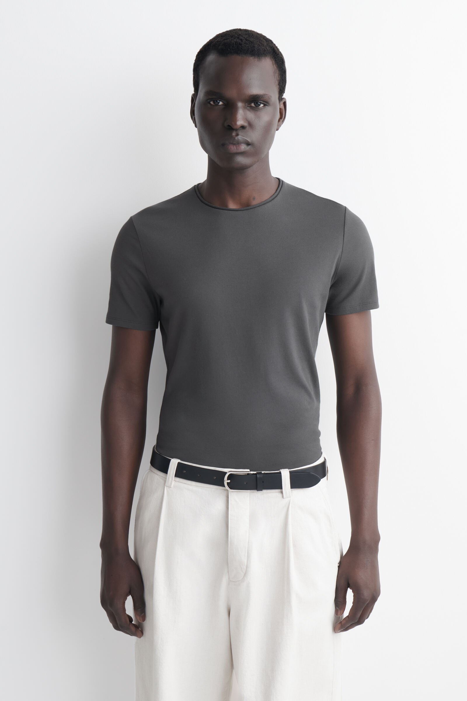 SLIM-FIT COTTON CREPE LIGHTWEIGHT T-SHIRTCHARCOAL
