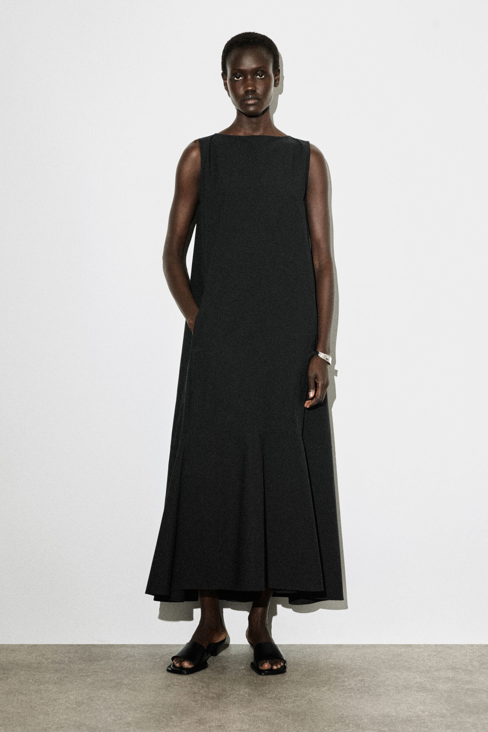 DROPPED-HEM COTTON MIDI DRESSBLACK