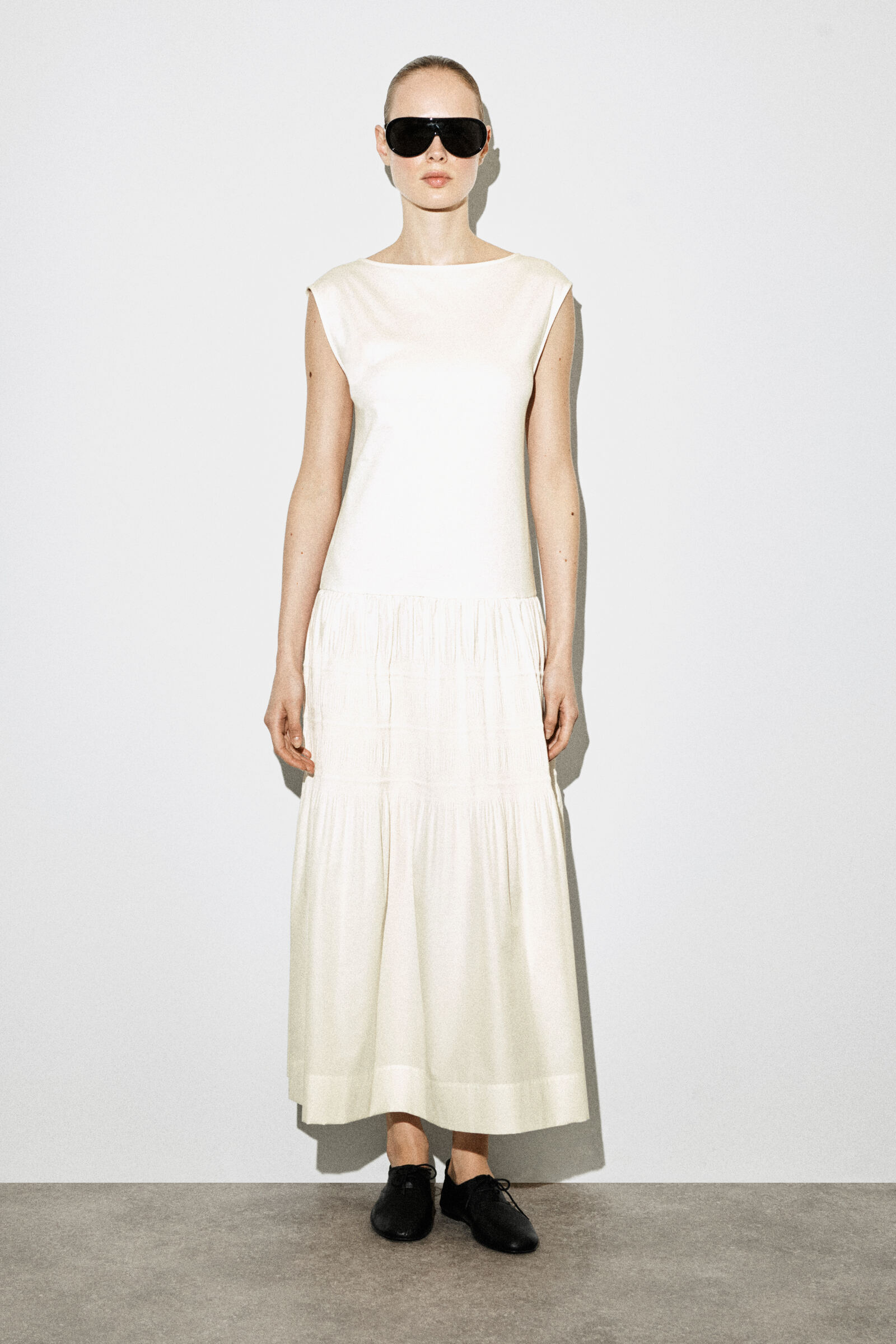 TIERED GATHERED MIDI DRESSWHITE