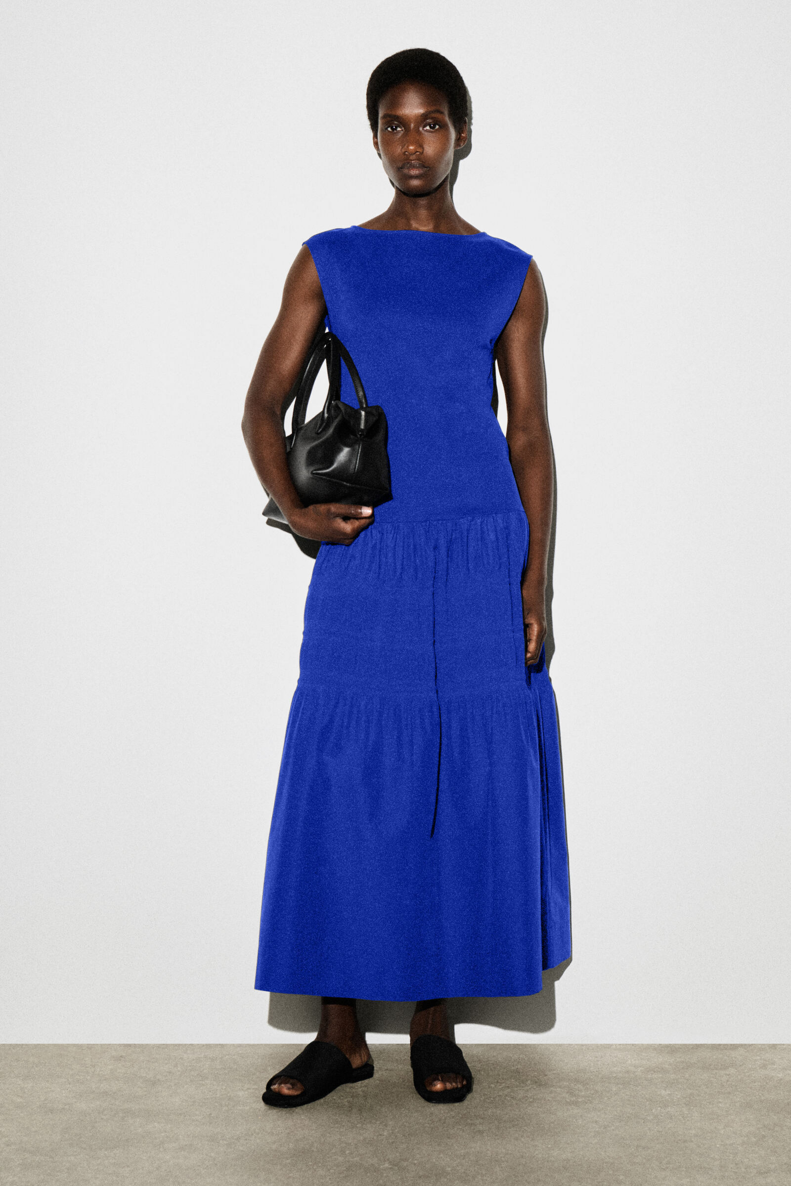TIERED GATHERED MIDI DRESSBLUE