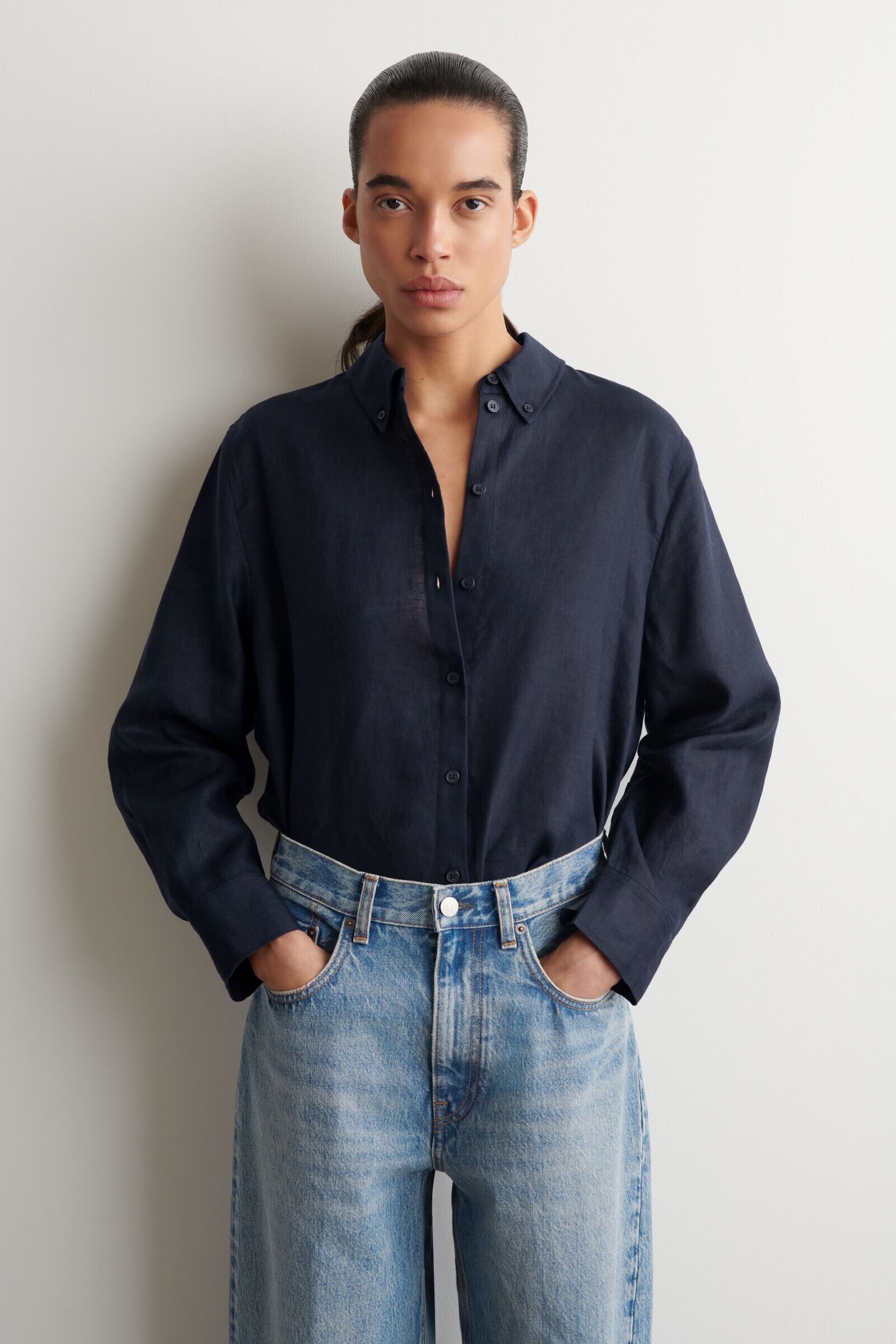CURVED-HEM LINEN SHIRTNAVY