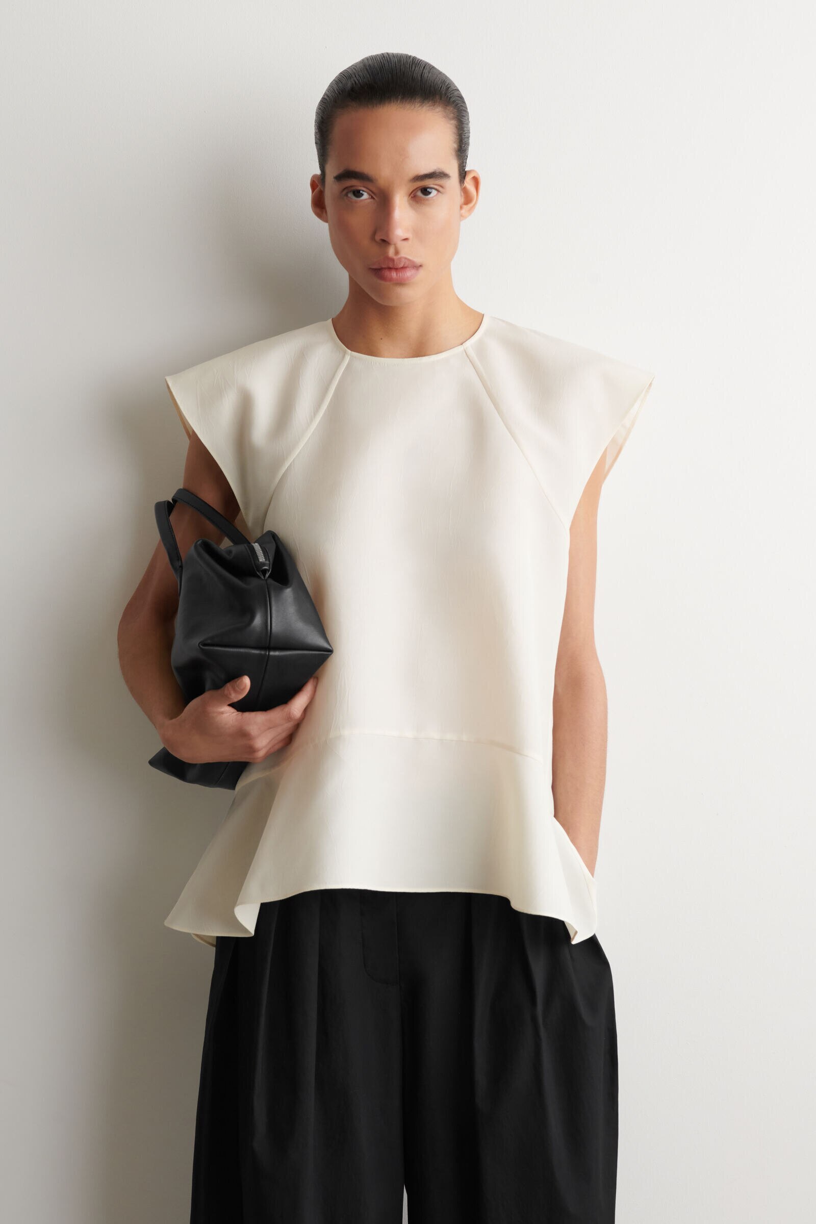 FLARED CAP-SLEEVE TOPIVORY