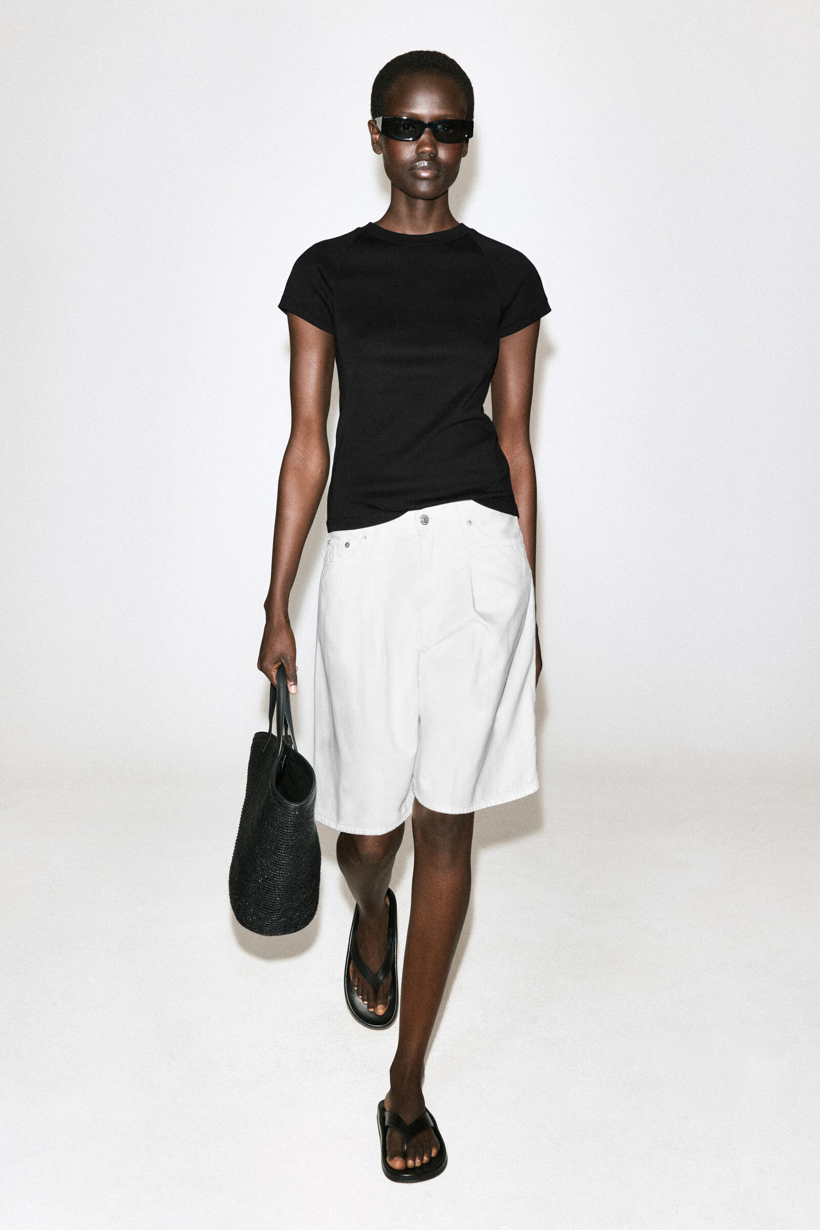 WIDE-LEG DENIM SHORTSWHITE