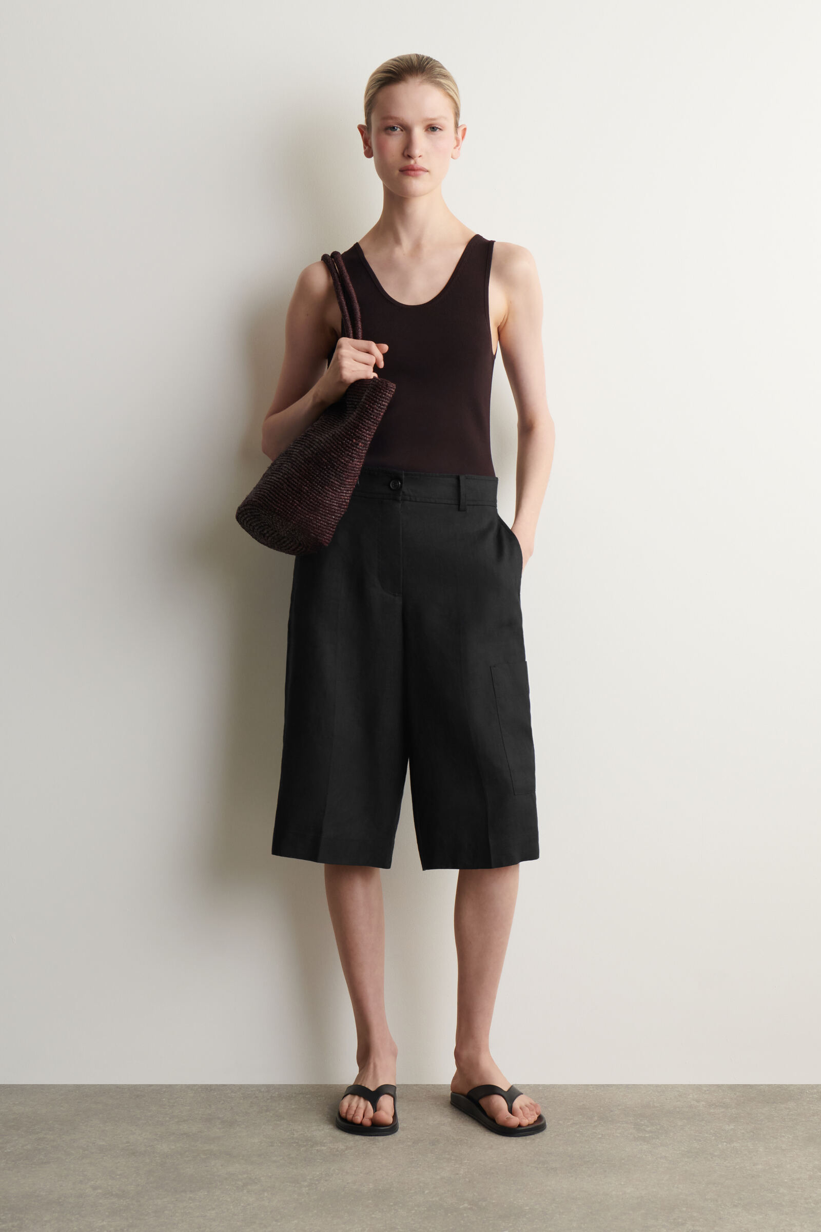 LINEN UTILITY BERMUDA SHORTSBLACK