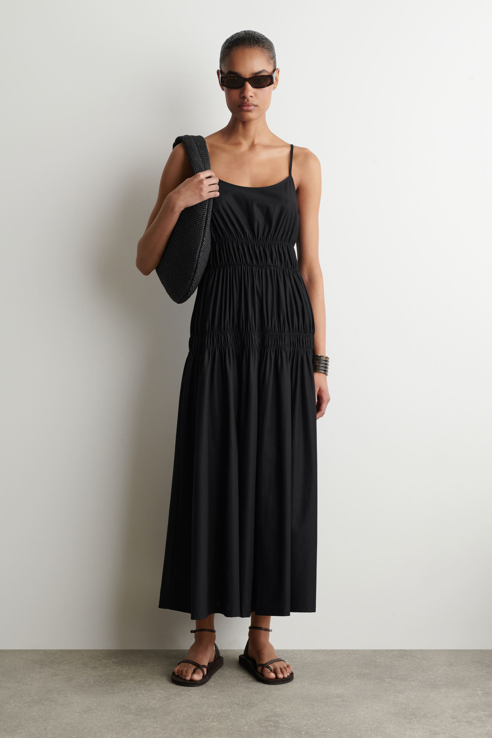 GATHERED JERSEY MIDI DRESSBLACK